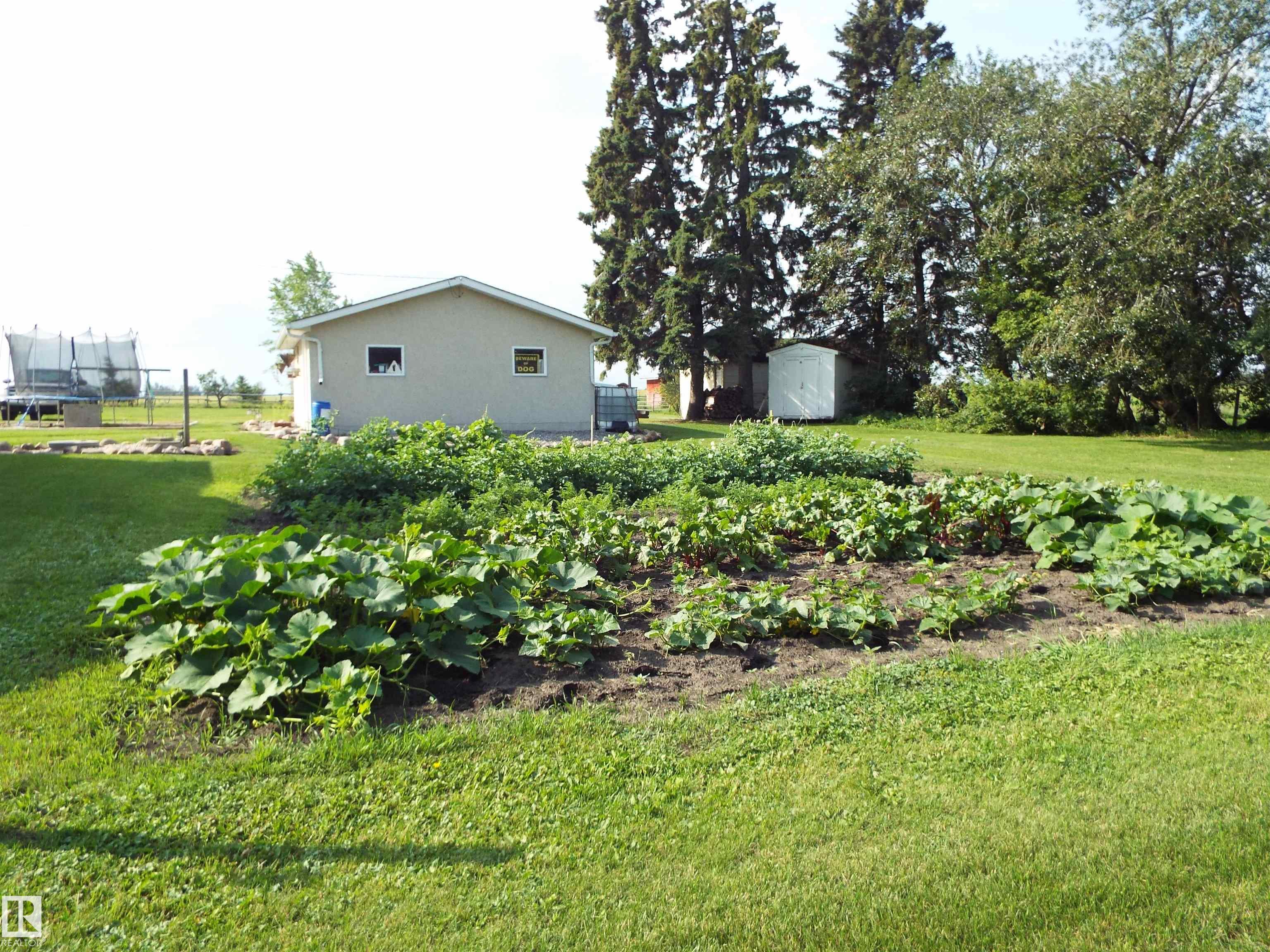 Photo 39 at 26449 Twp Rd 490, None, Rural Leduc County
