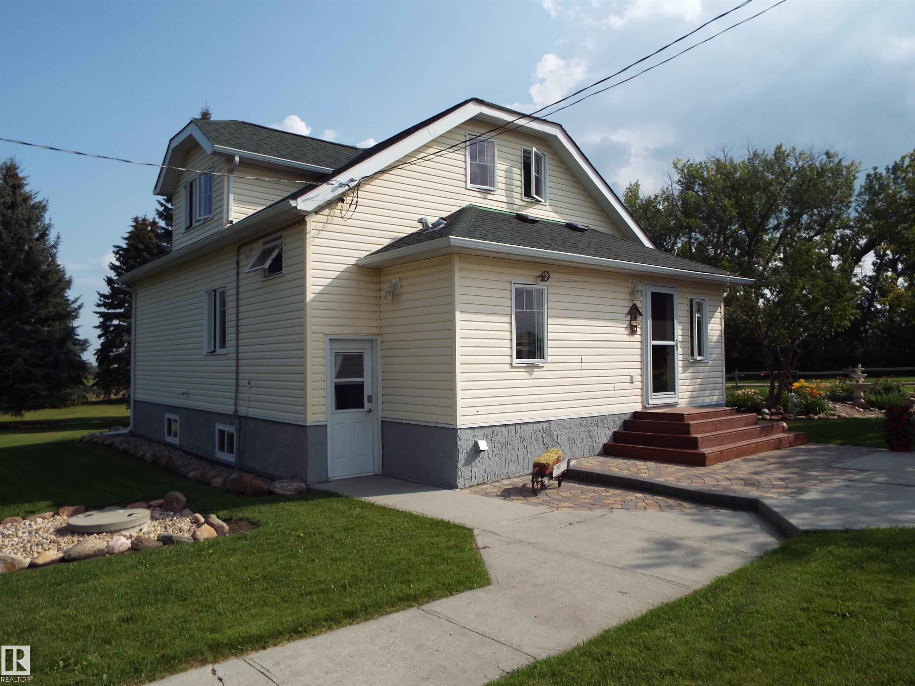 Photo 6 at 26449 Twp Rd 490, None, Rural Leduc County