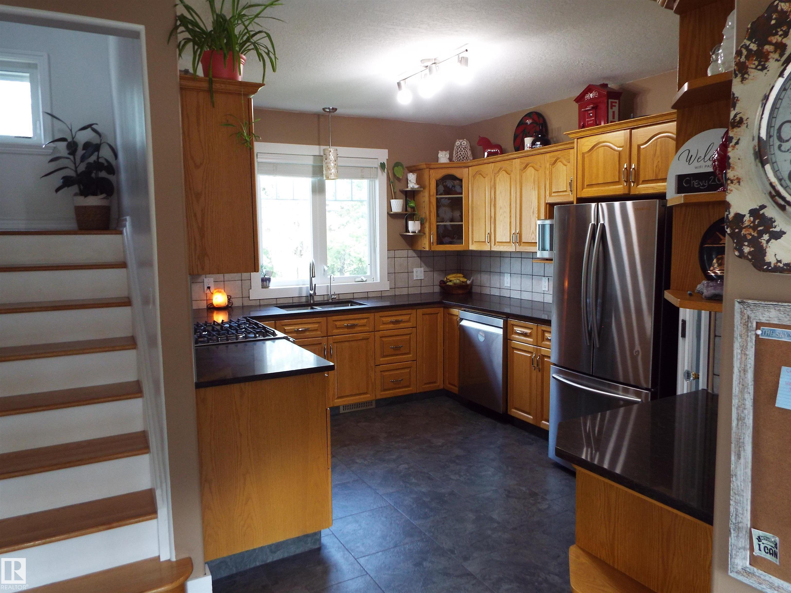 Photo 8 at 26449 Twp Rd 490, None, Rural Leduc County