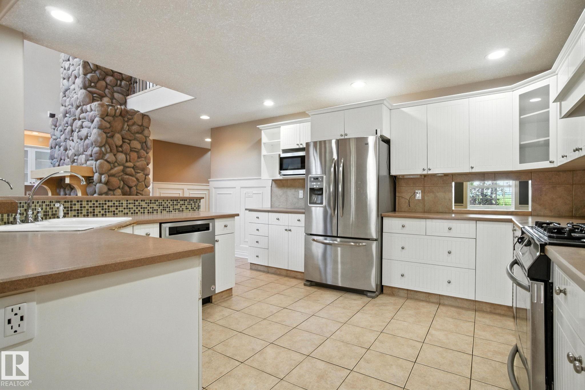 Photo 11 at 84 - 54519 Rge Road 272, Shil Shol Estate, Rural Sturgeon County