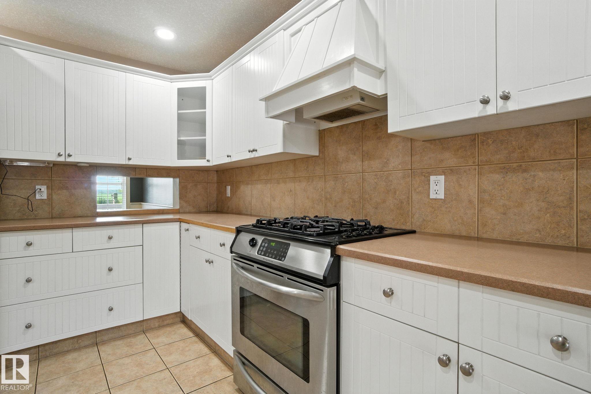 Photo 12 at 84 - 54519 Rge Road 272, Shil Shol Estate, Rural Sturgeon County