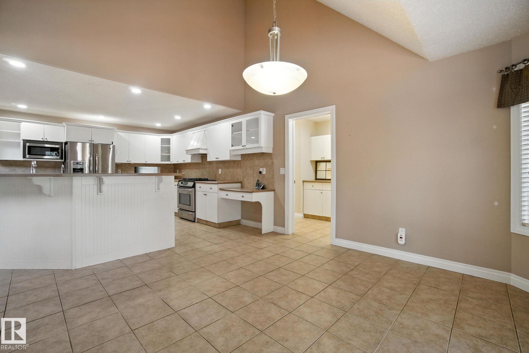 Photo 16 at 84 - 54519 Rge Road 272, Shil Shol Estate, Rural Sturgeon County