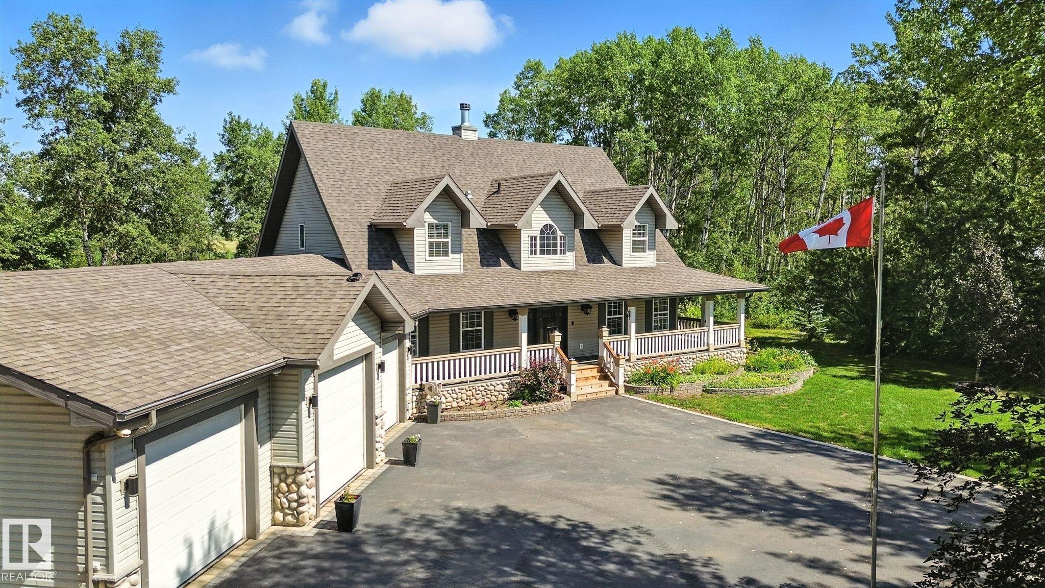 Photo 3 at 84 - 54519 Rge Road 272, Shil Shol Estate, Rural Sturgeon County