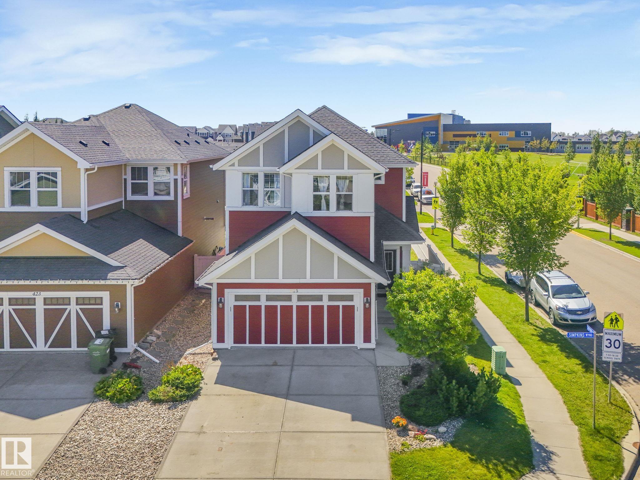 Photo 2 at 425 Simpkins Wynd, Southfork, Leduc