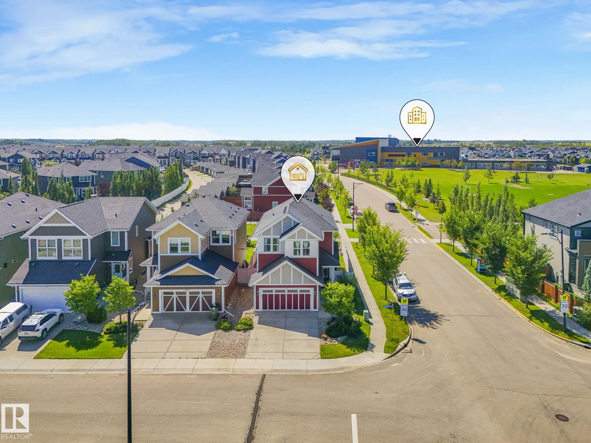 Photo 3 at 425 Simpkins Wynd, Southfork, Leduc