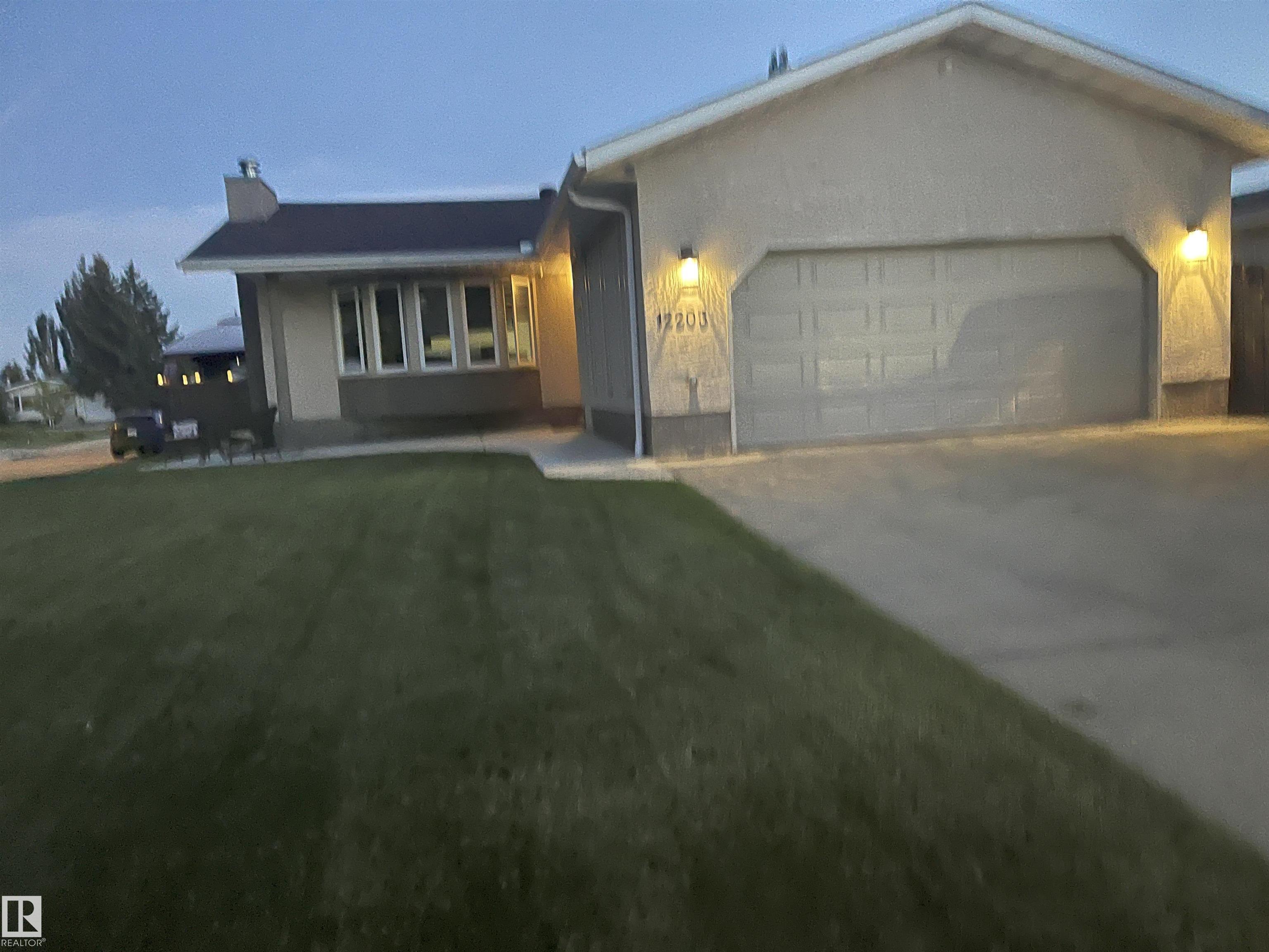 12203 147 Avenue NW, Caernarvon, Edmonton 