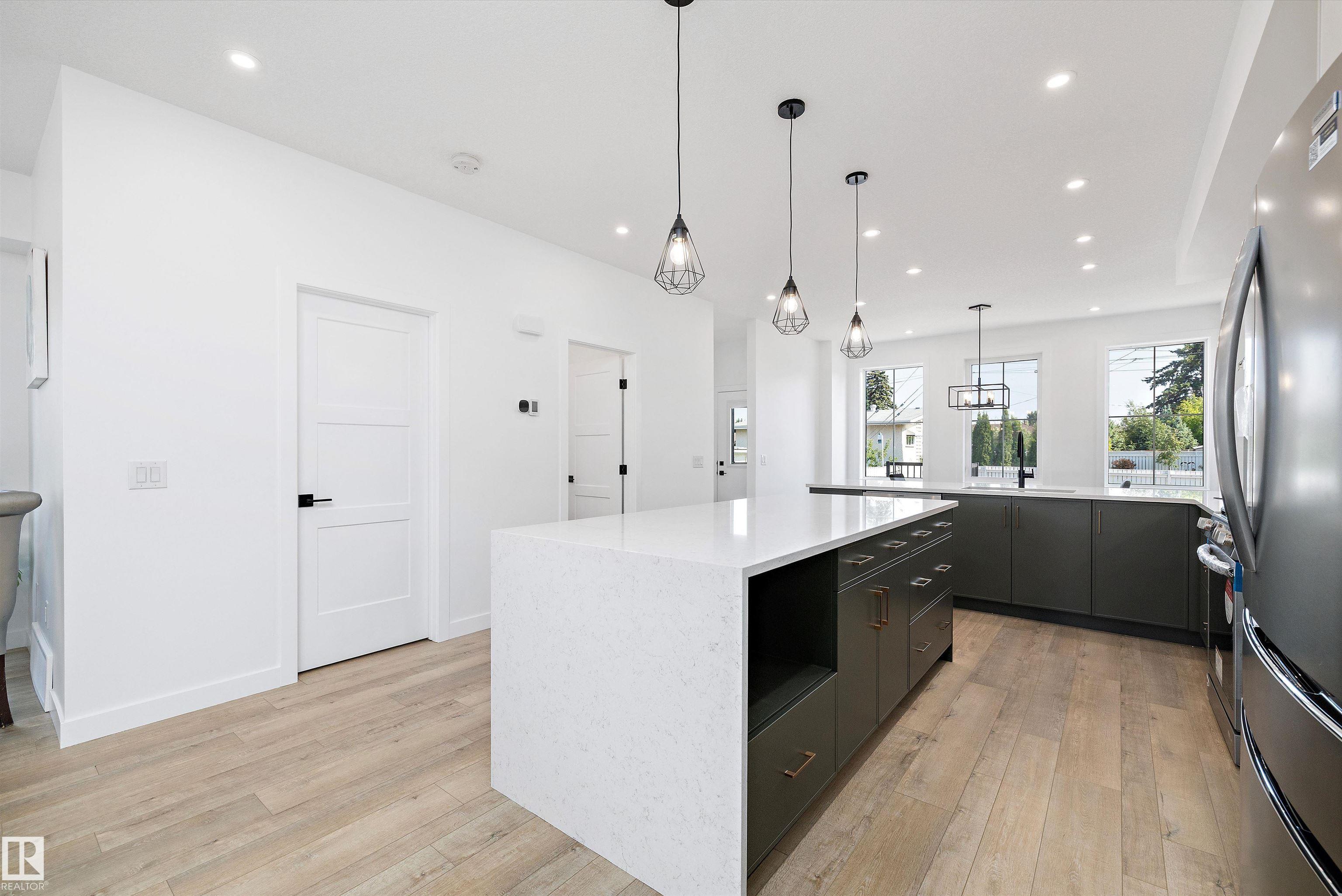 Photo 12 at 7505 Rowland Road NW, Forest Heights, Edmonton