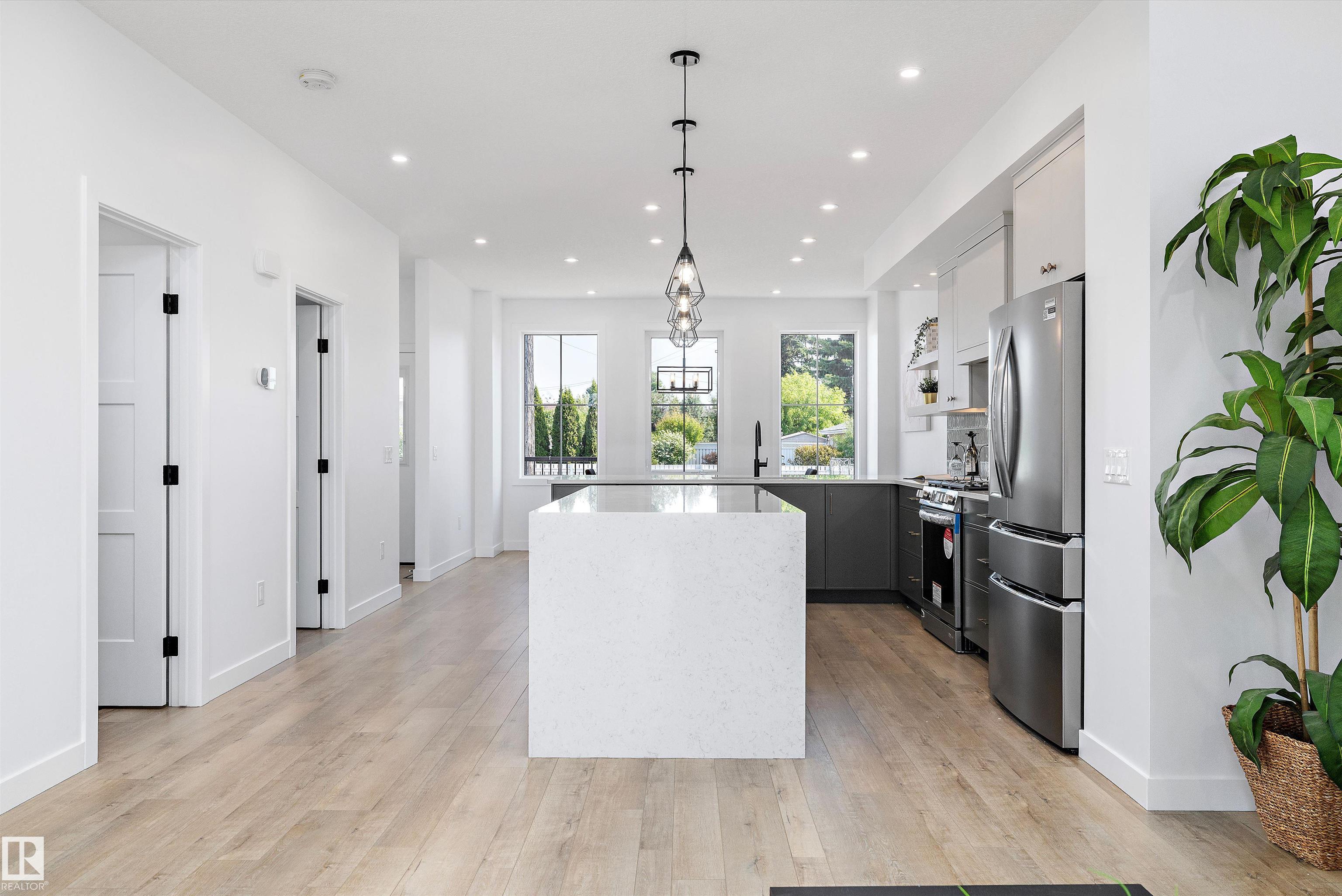 Photo 13 at 7505 Rowland Road NW, Forest Heights, Edmonton