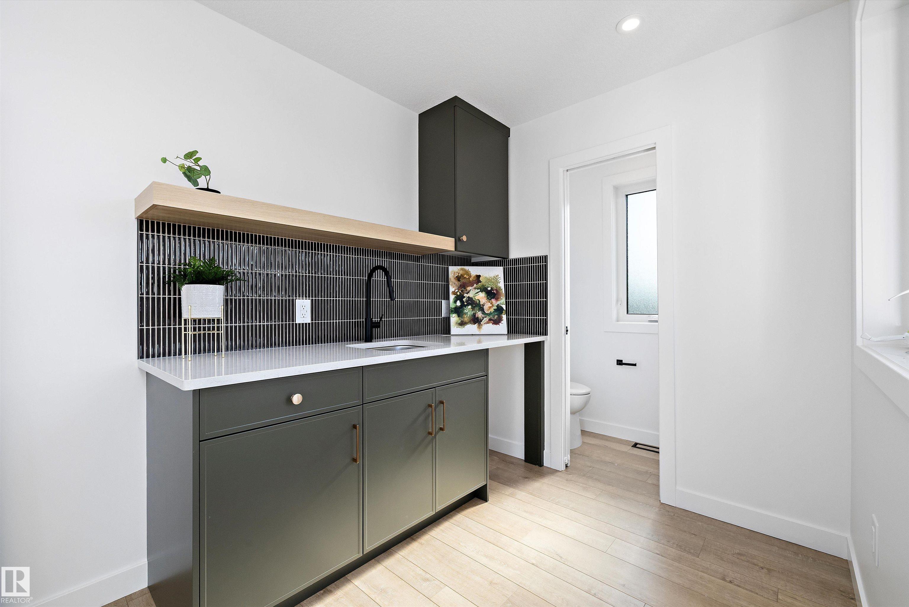 Photo 38 at 7505 Rowland Road NW, Forest Heights, Edmonton