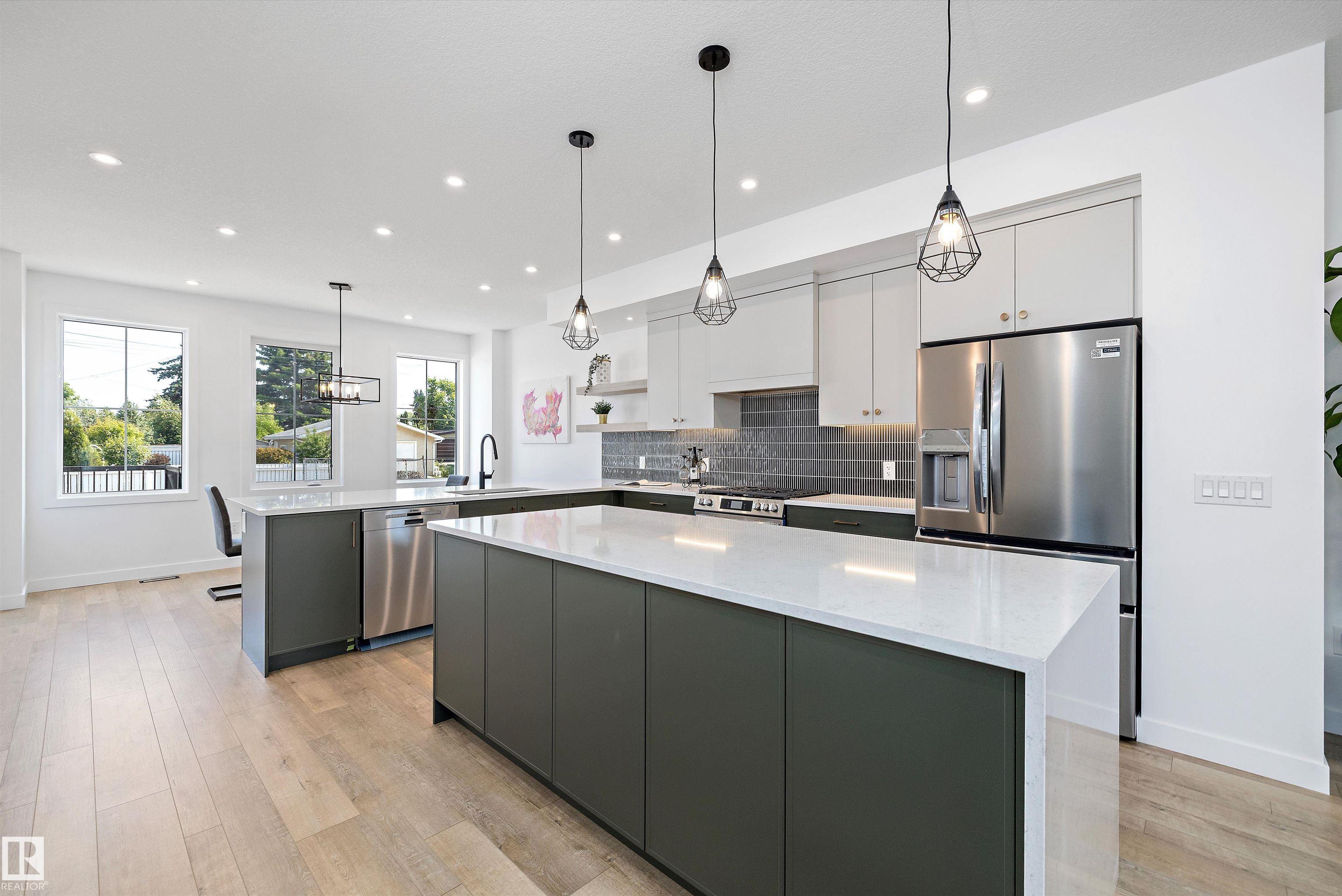 Photo 10 at 7505 Rowland Road NW, Forest Heights, Edmonton