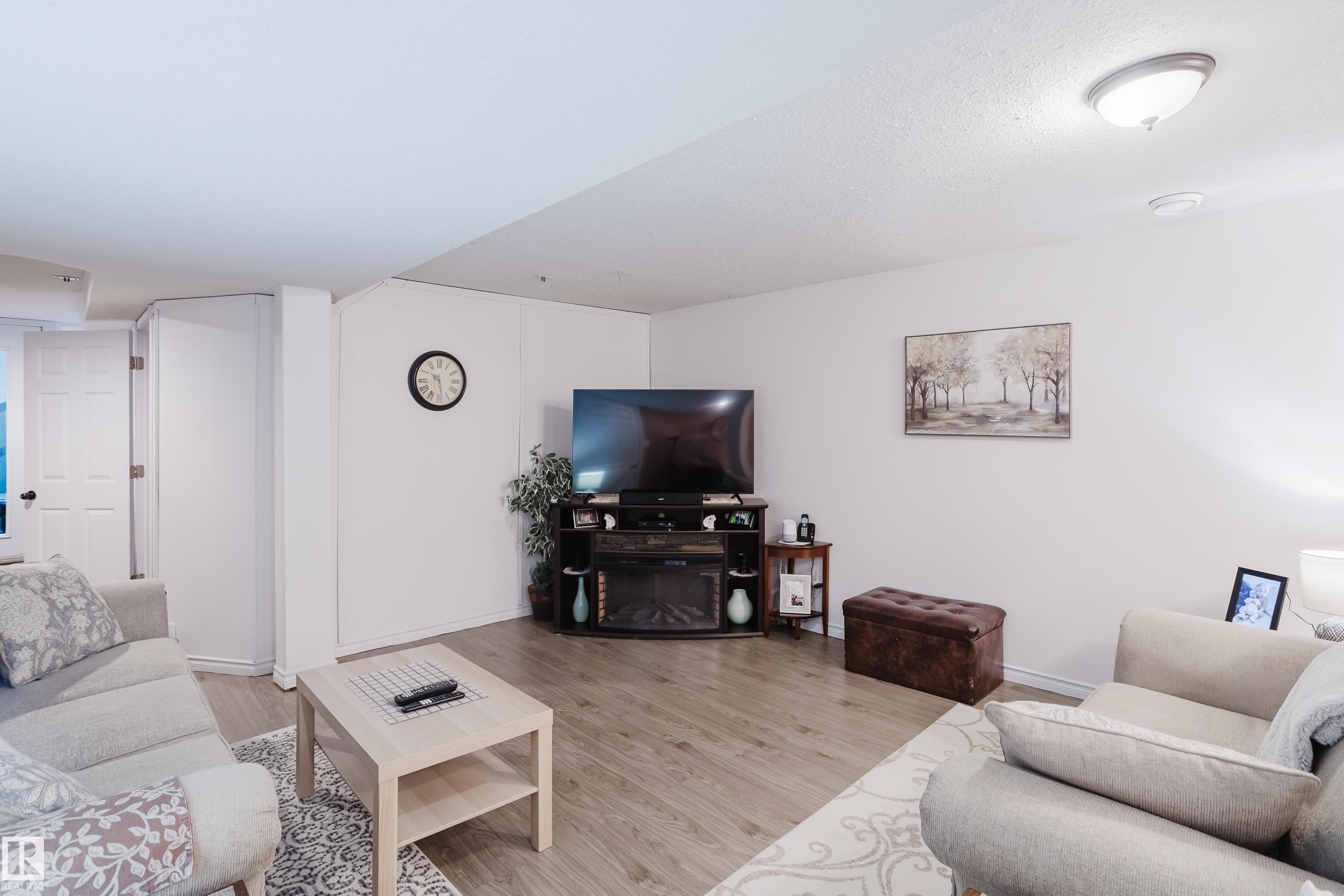 Photo 41 at 14 52215 Rge Road 270, Shady Acres, Rural Parkland County
