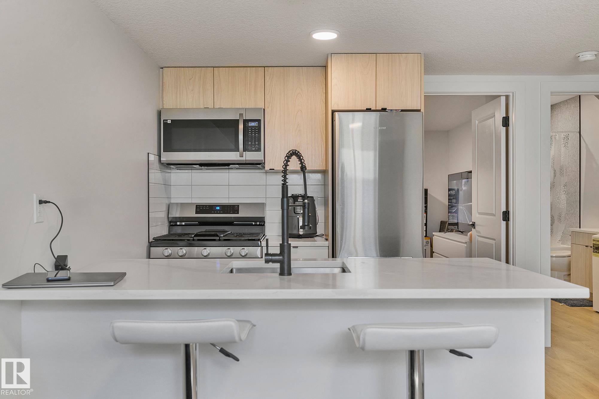 Photo 17 at 14904 109 Avenue NW, Grovenor, Edmonton