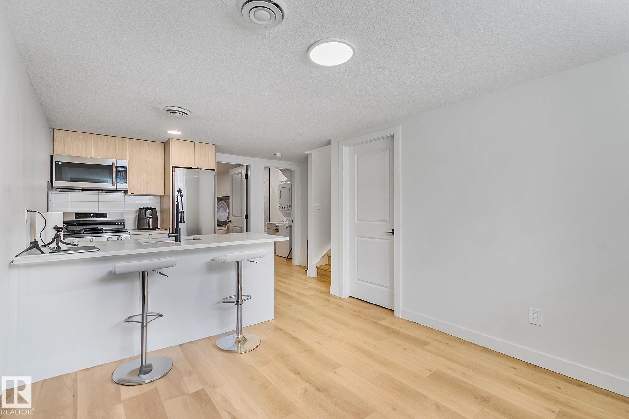 Photo 19 at 14904 109 Avenue NW, Grovenor, Edmonton