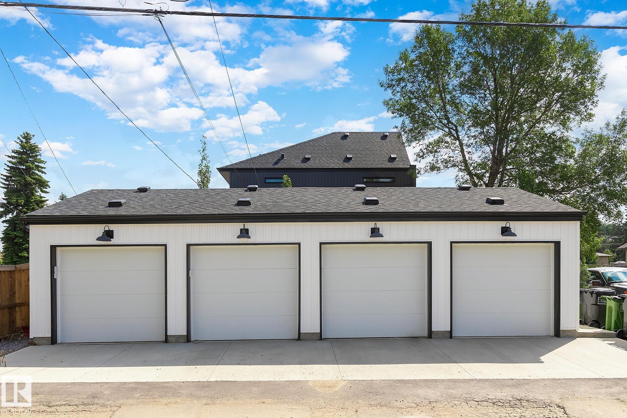 Photo 27 at 14904 109 Avenue NW, Grovenor, Edmonton