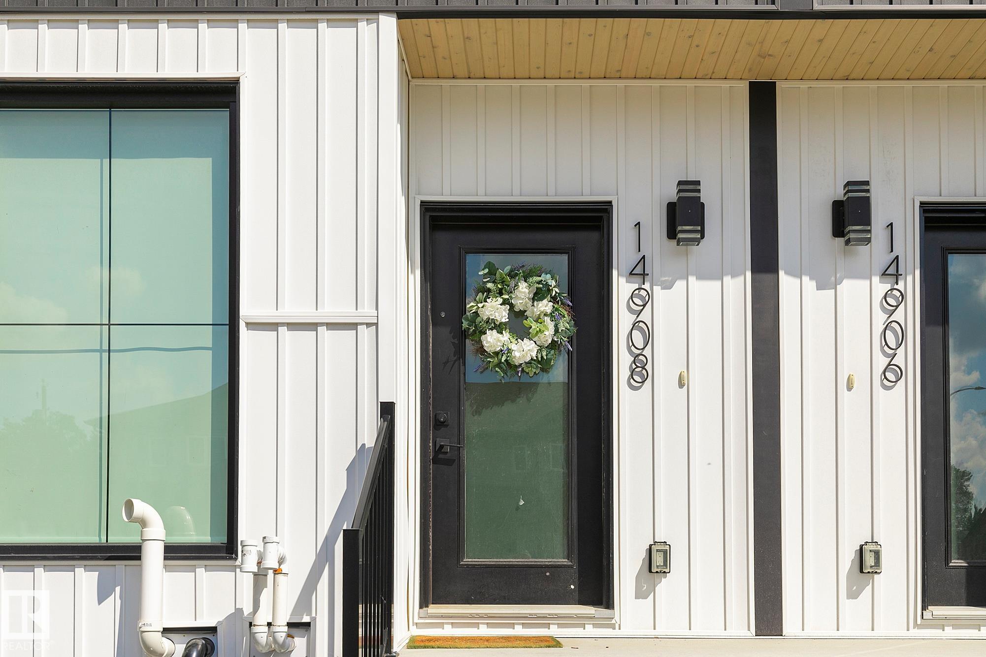 Photo 34 at 14904 109 Avenue NW, Grovenor, Edmonton