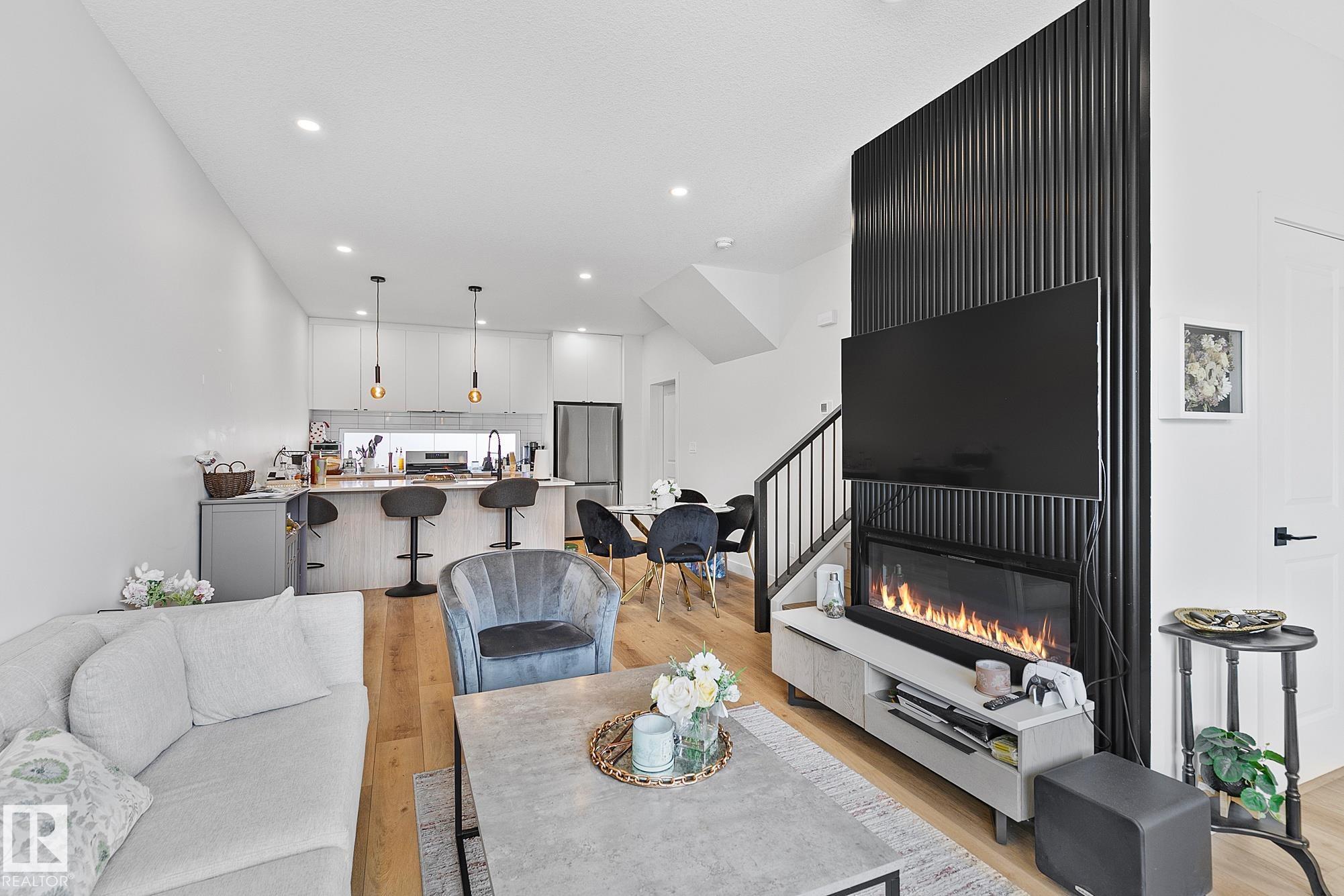 Photo 42 at 14904 109 Avenue NW, Grovenor, Edmonton