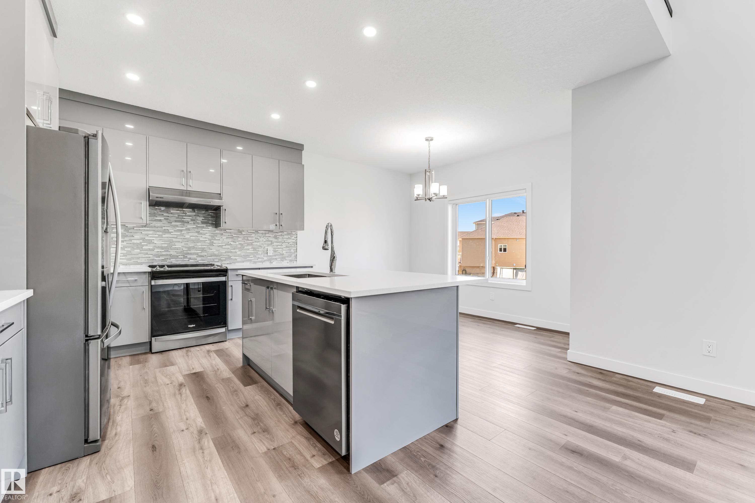Photo 18 at 327 Roberts Wynd, Robinson, Leduc