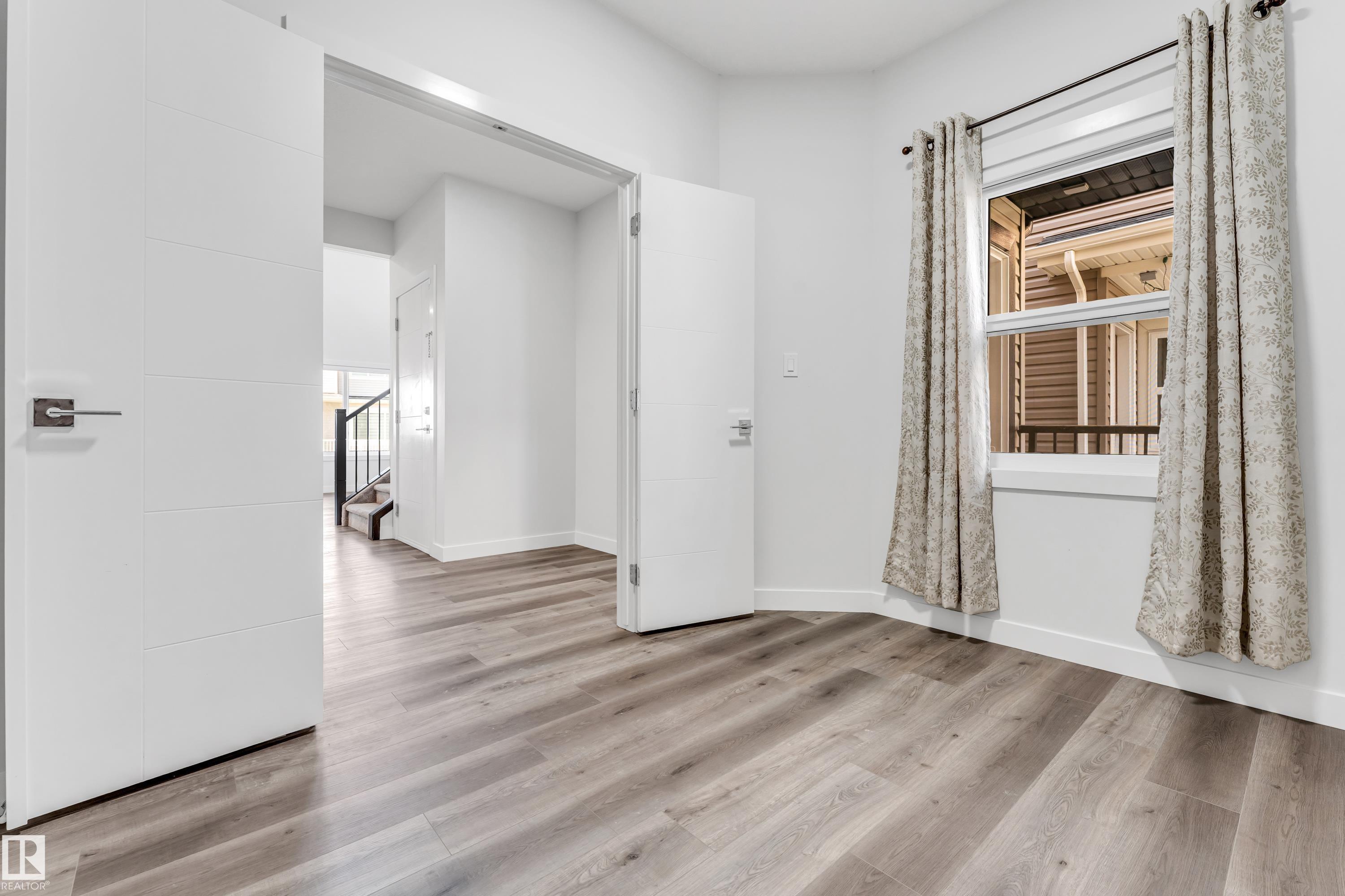 Photo 8 at 327 Roberts Wynd, Robinson, Leduc