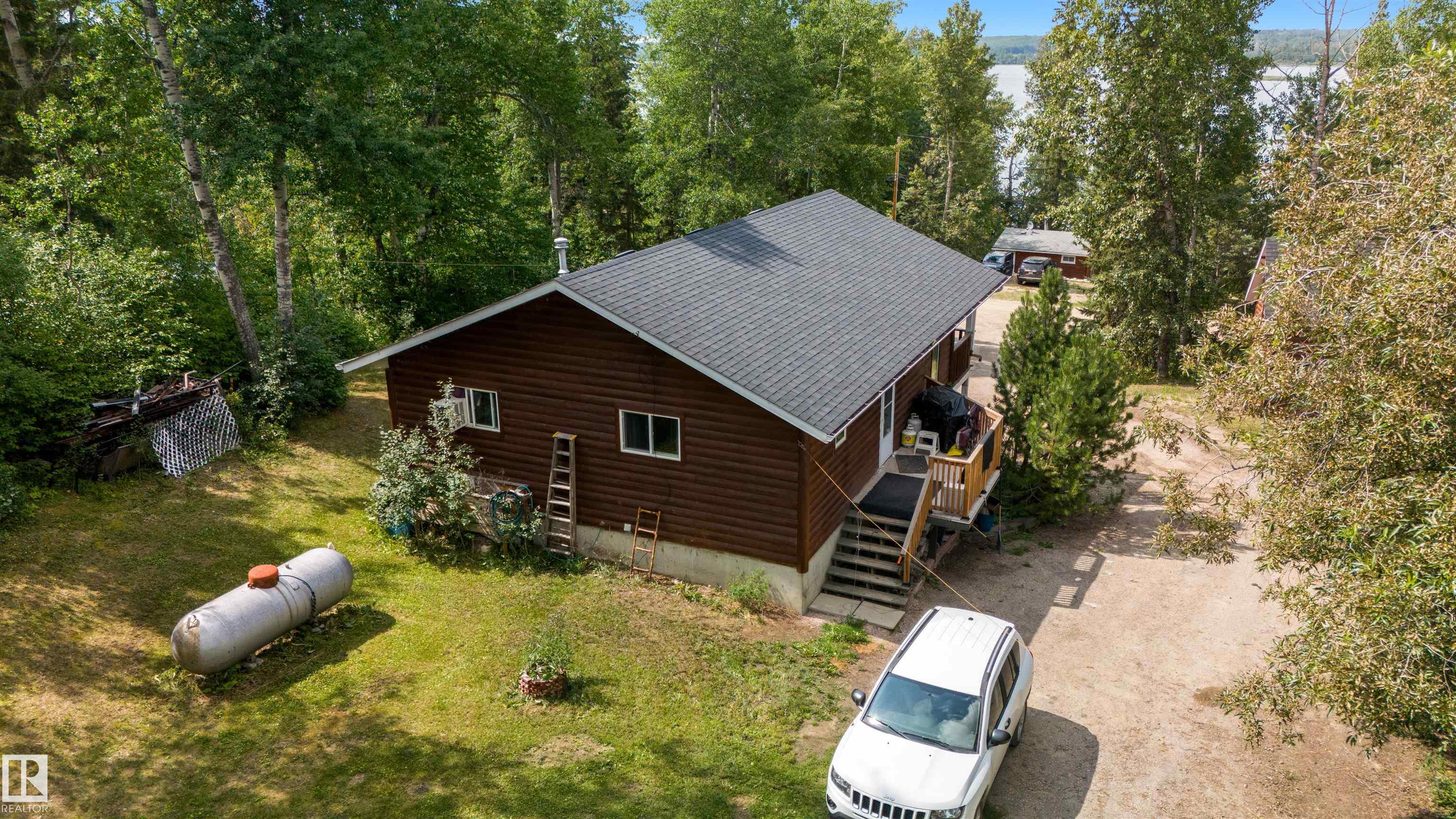 Photo 18 at 11 - 6020 Twp Road 534, Isle Cove, Rural Parkland County