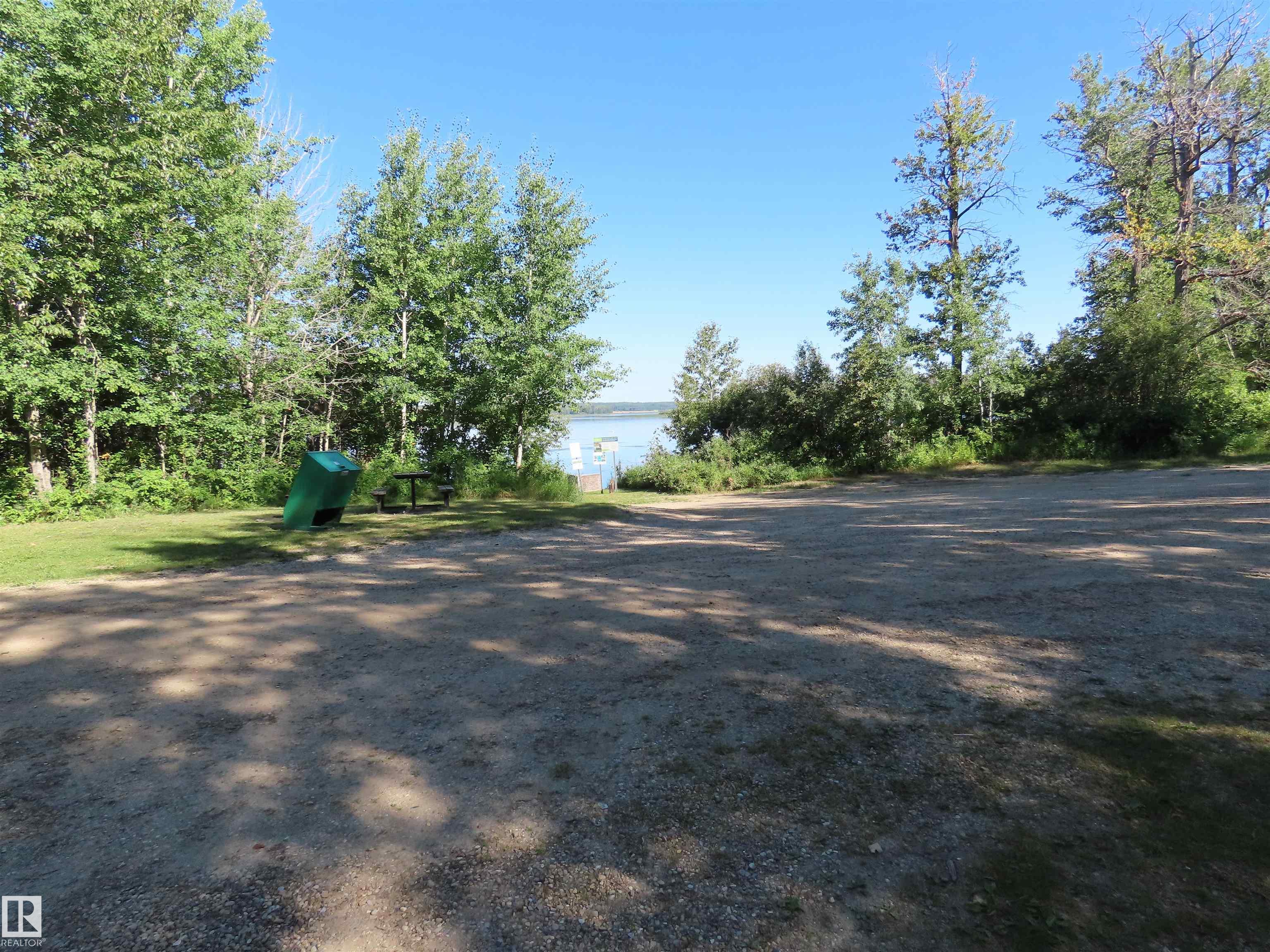 Photo 12 at 41 - 6004 Twp Road 534, Summer View Heights, Rural Parkland County