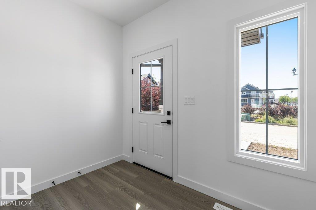 Photo 2 at 10625 99 Street, Morinville