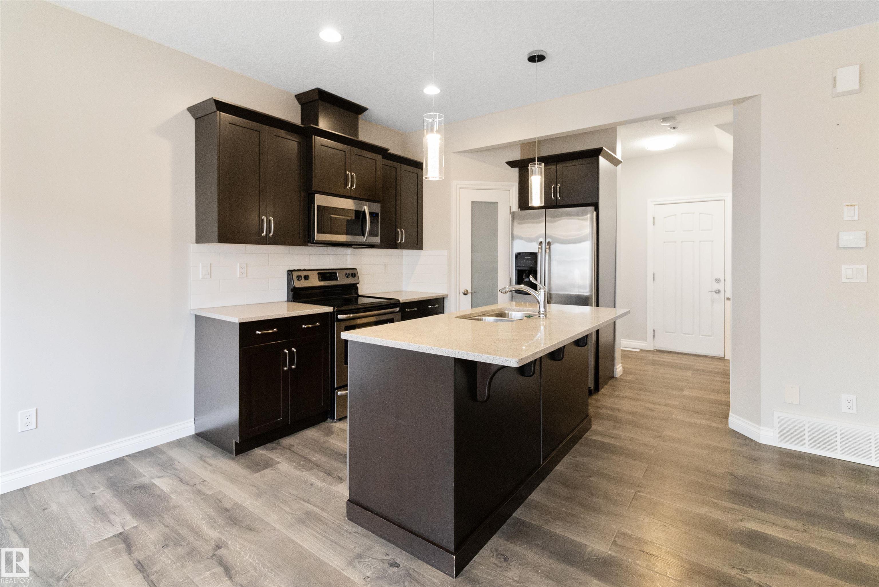 Photo 11 at 37 Roseberry Lane, South Fort, Fort Saskatchewan