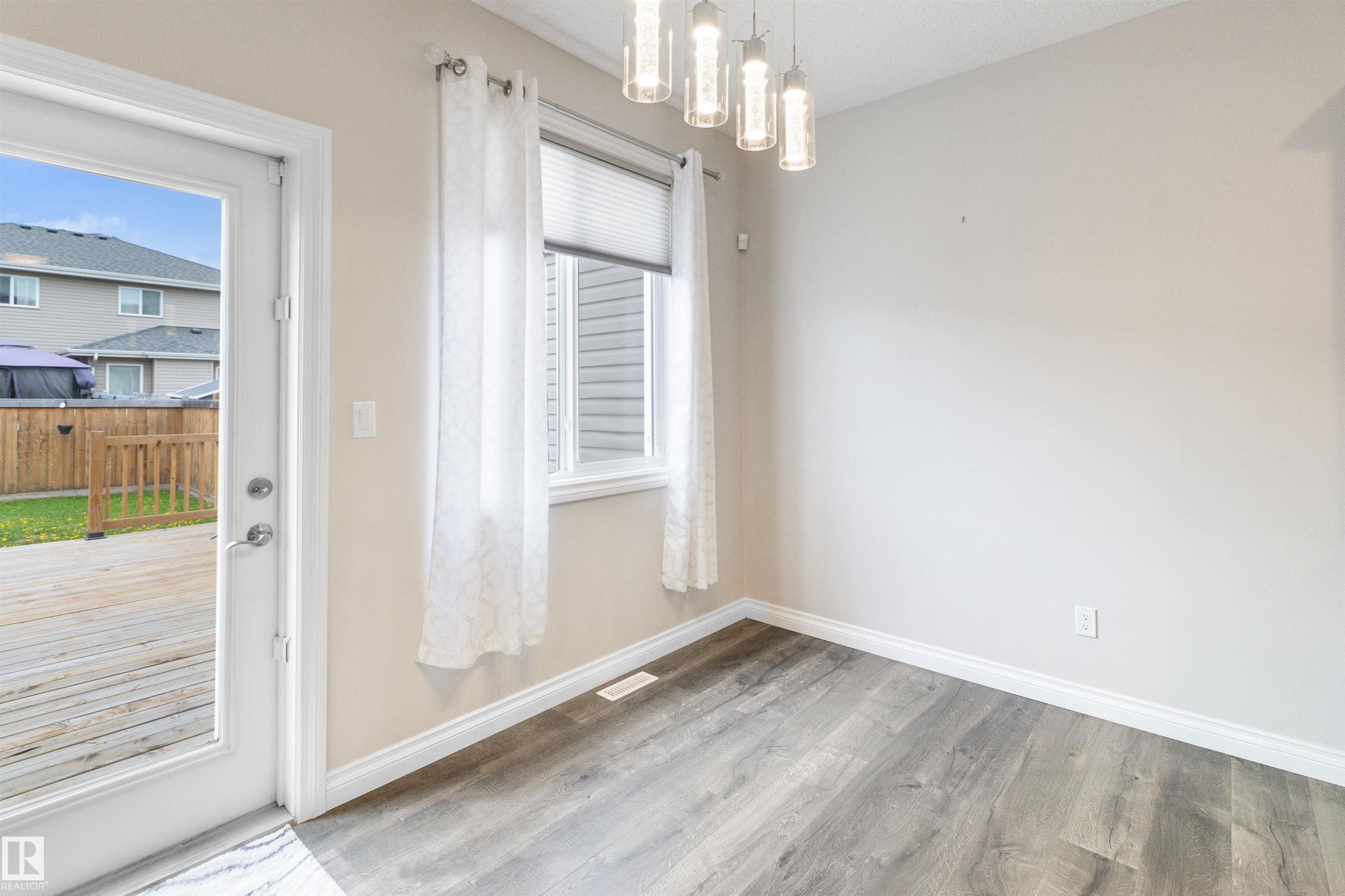 Photo 15 at 37 Roseberry Lane, South Fort, Fort Saskatchewan