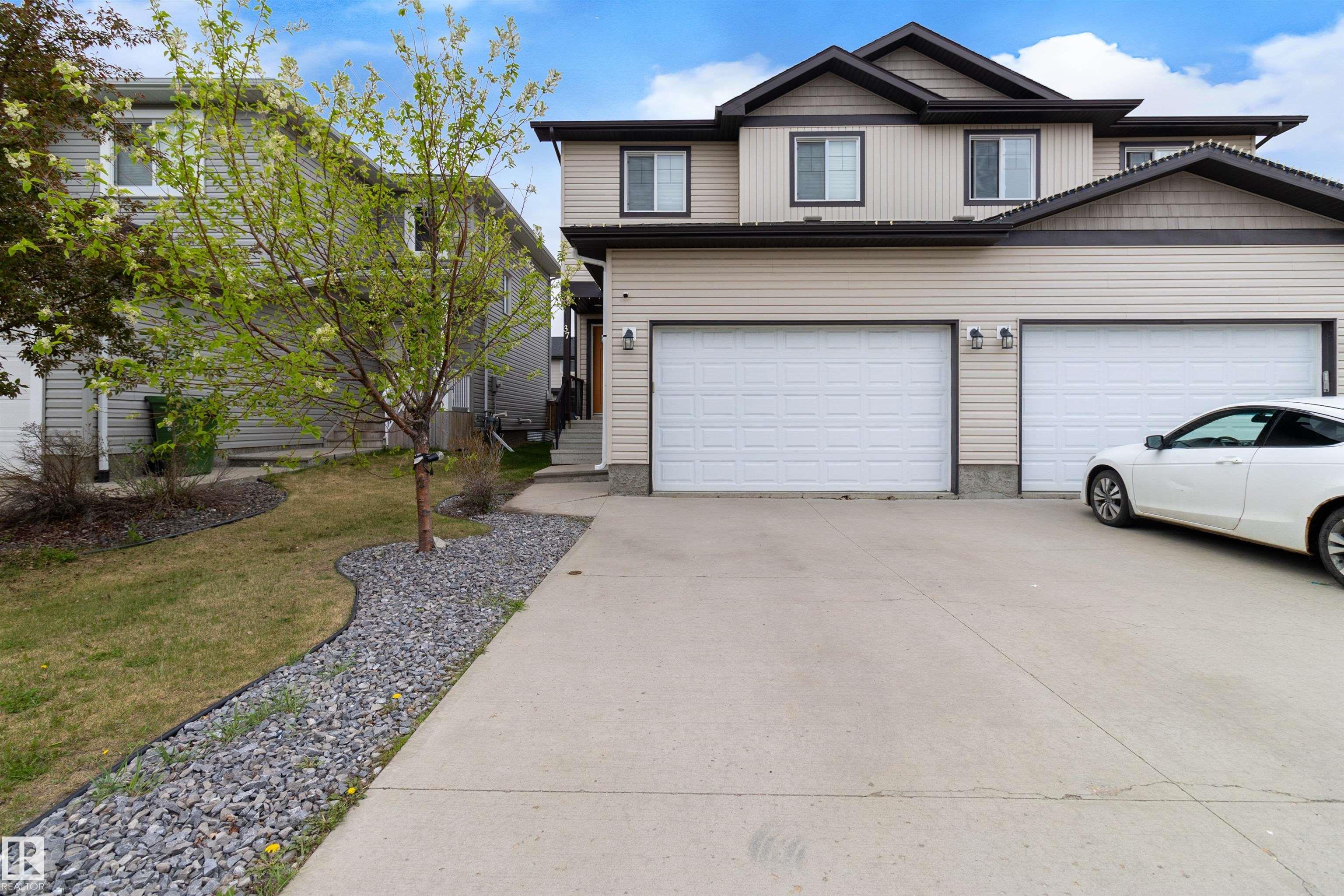 Photo 3 at 37 Roseberry Lane, South Fort, Fort Saskatchewan