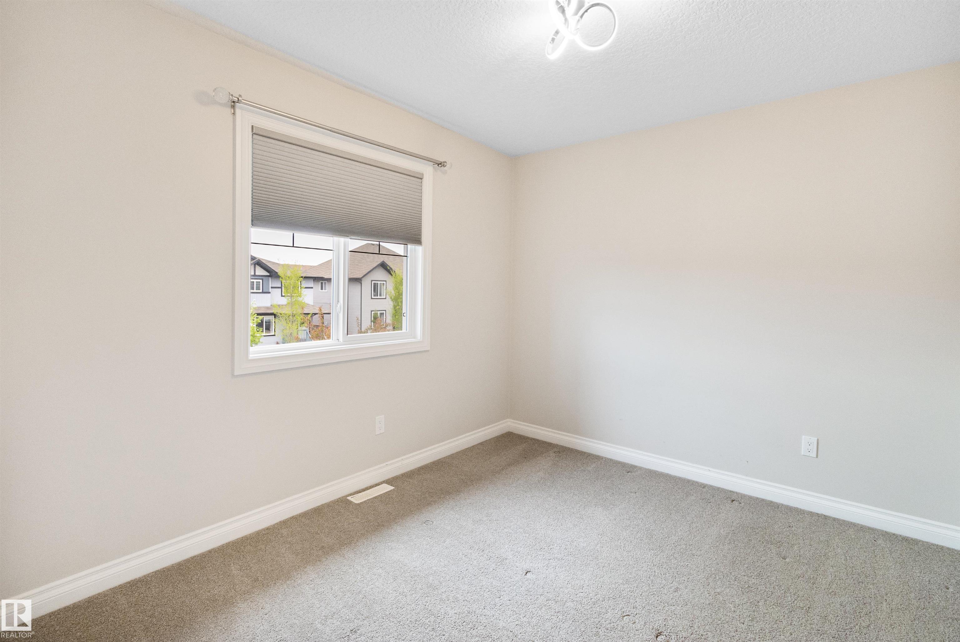Photo 31 at 37 Roseberry Lane, South Fort, Fort Saskatchewan