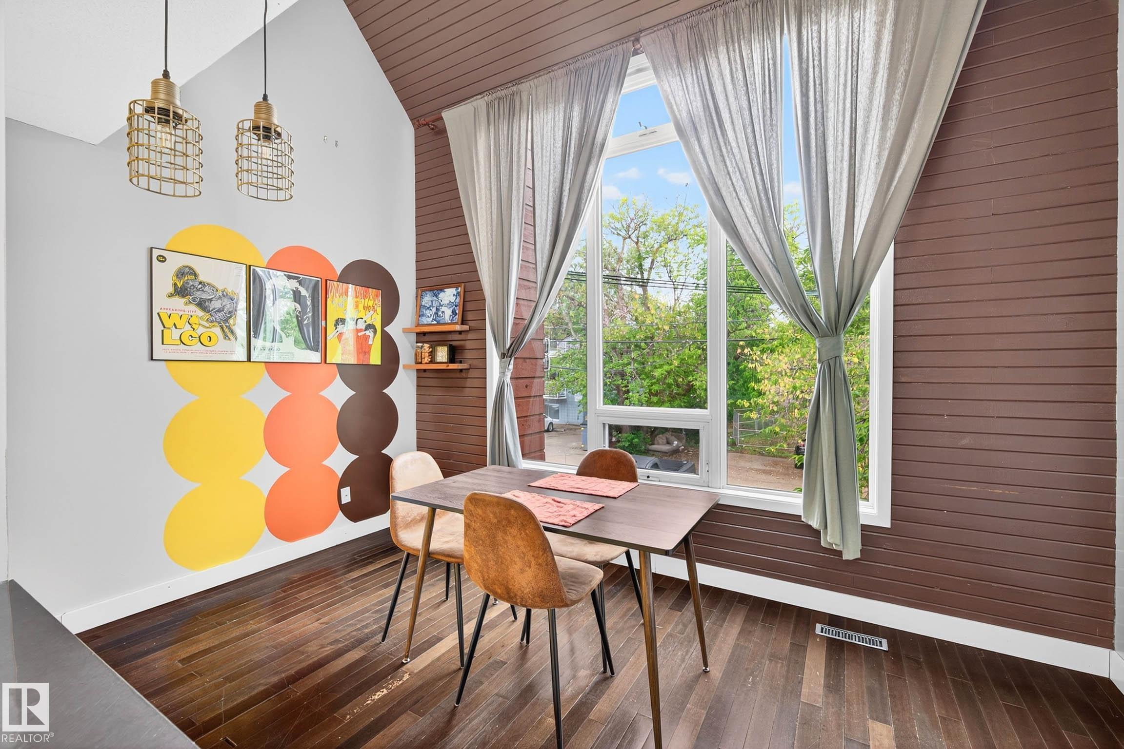 Picture for 10348A 121 ST NW