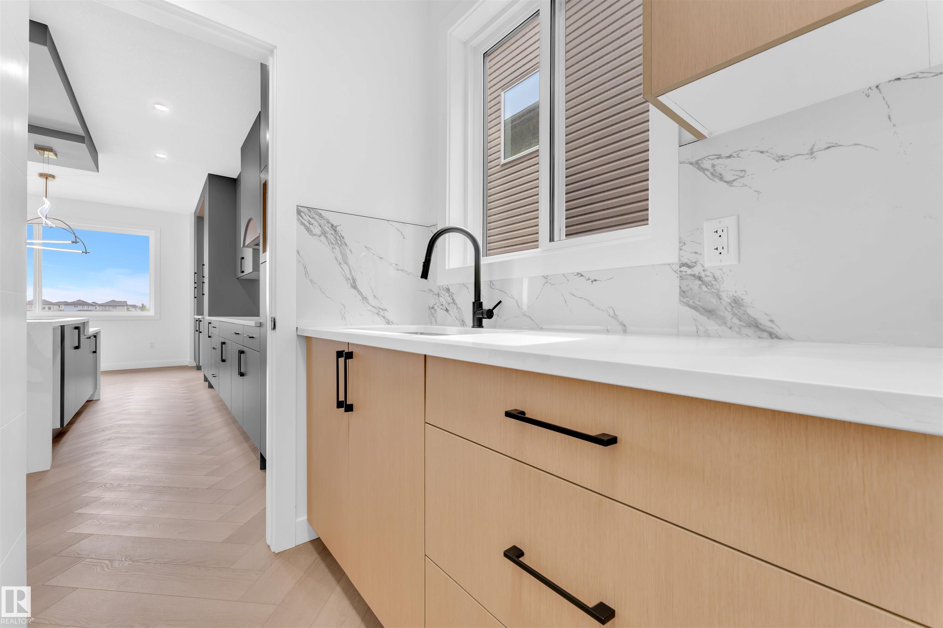 Photo 13 at 404 Pine point(e), Woodbend, Leduc