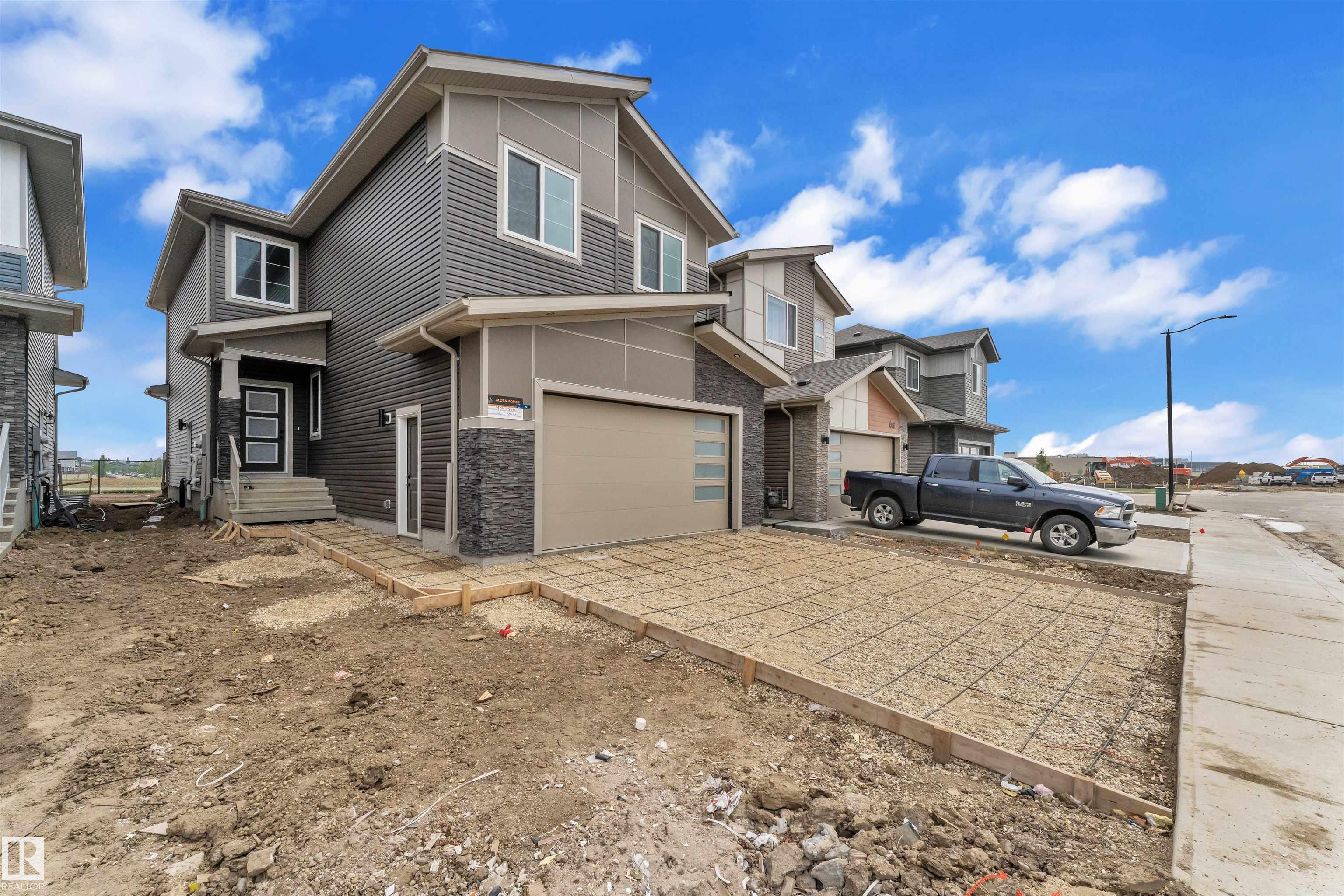 Photo 4 at 404 Pine point(e), Woodbend, Leduc
