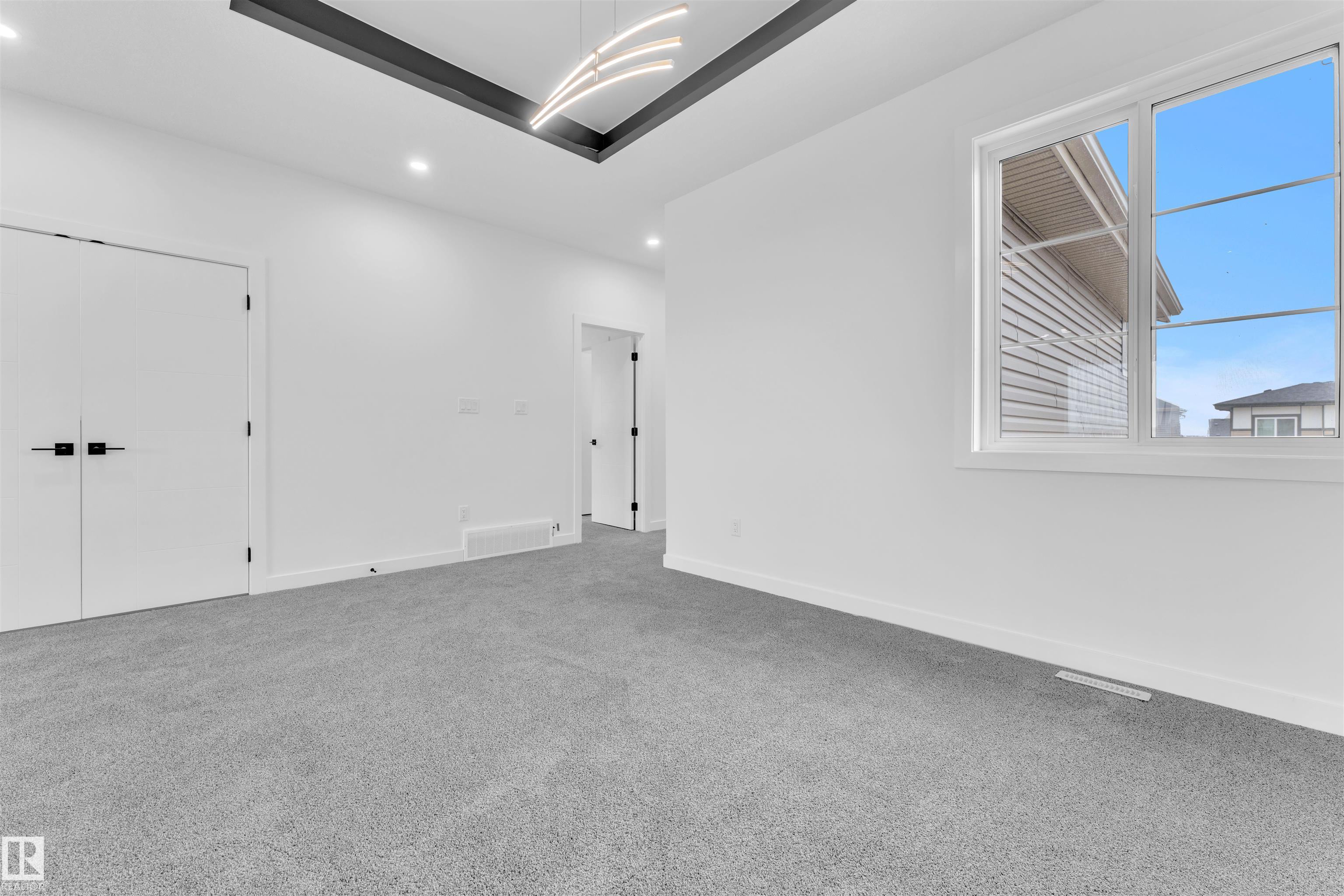 Photo 33 at 404 Pine point(e), Woodbend, Leduc