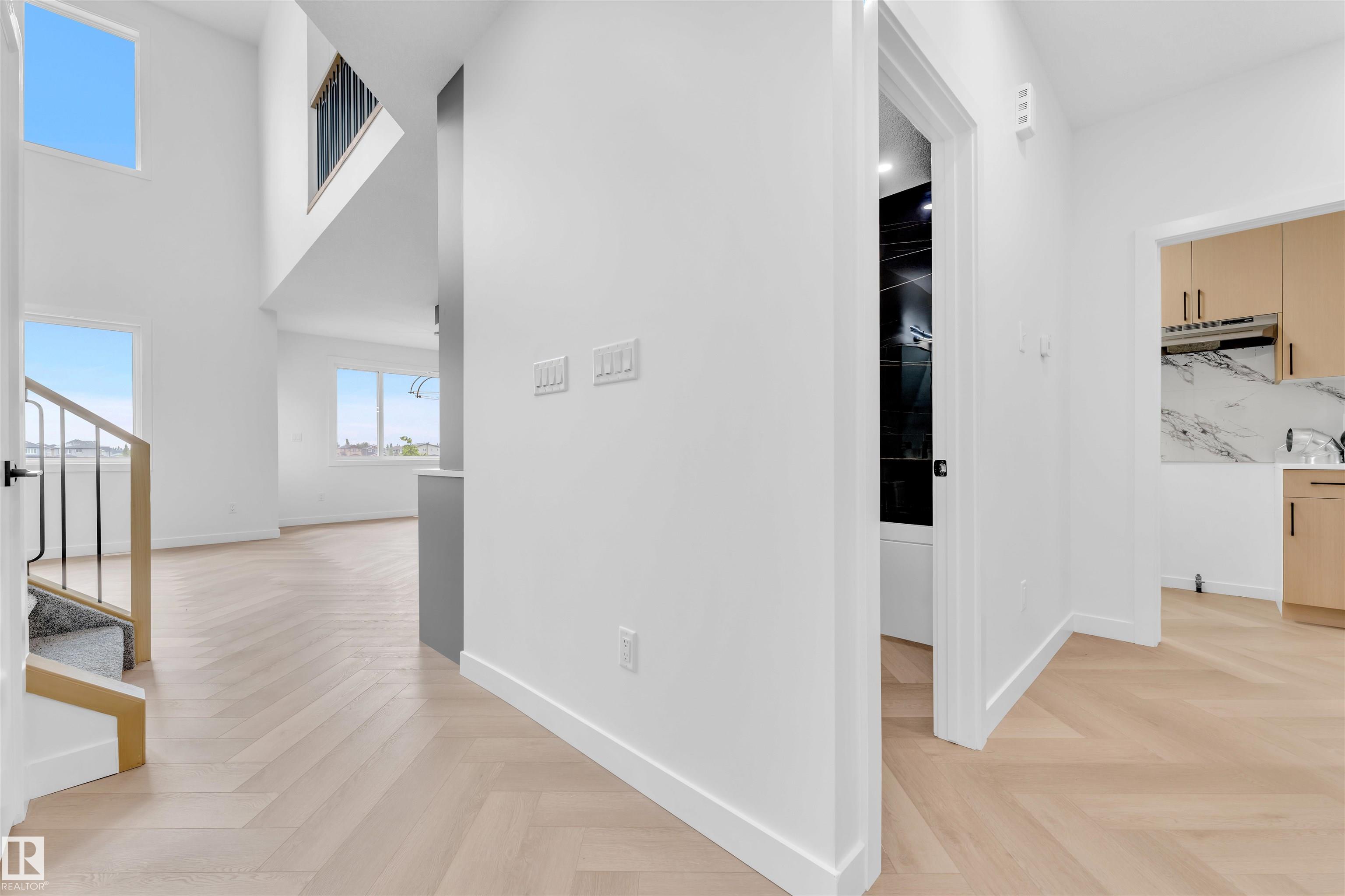Photo 10 at 404 Pine point(e), Woodbend, Leduc