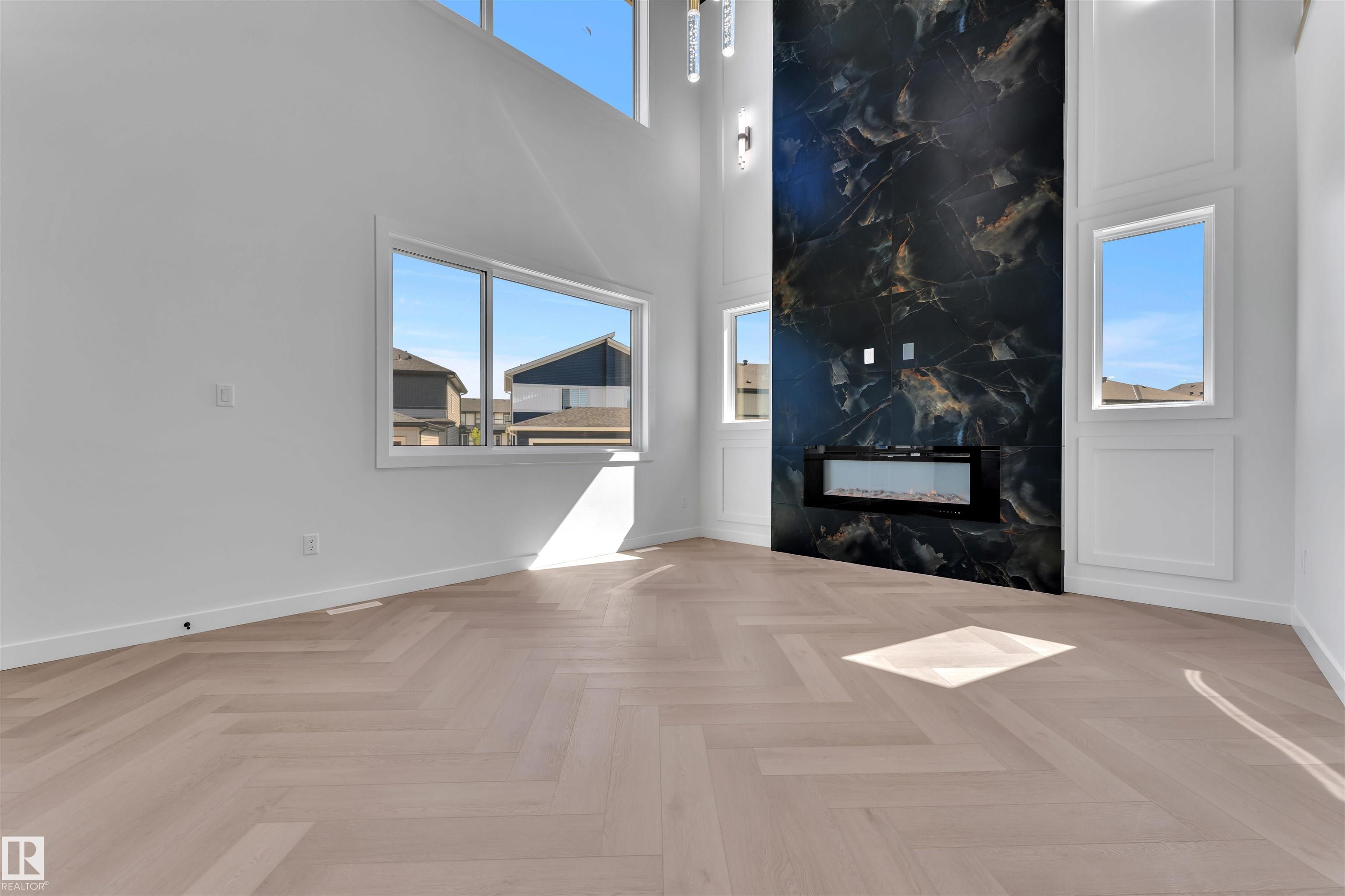 Photo 21 at 127 Lilac Close, Woodbend, Leduc