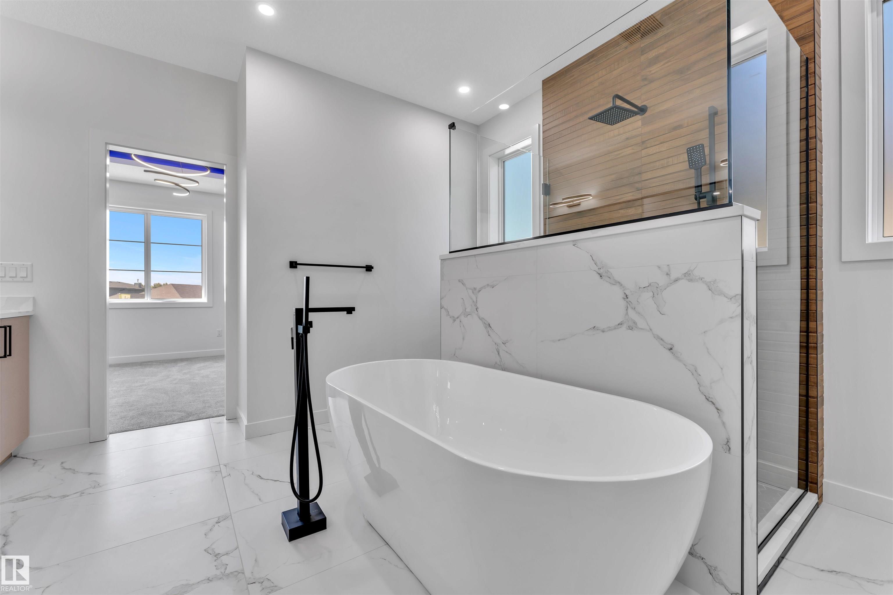Photo 33 at 127 Lilac Close, Woodbend, Leduc