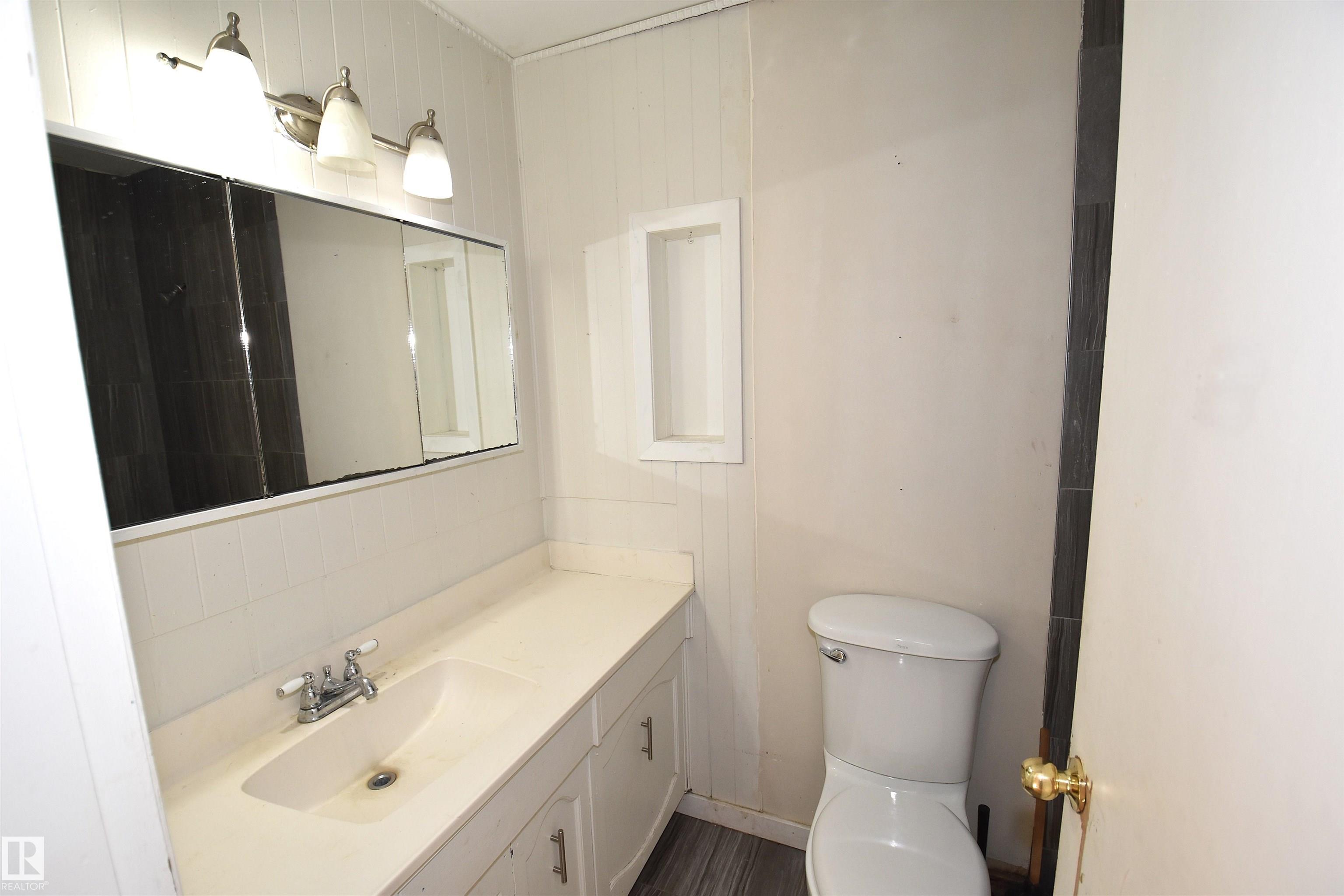Photo 18 at 52502 Rge Road 12, None, Rural Parkland County