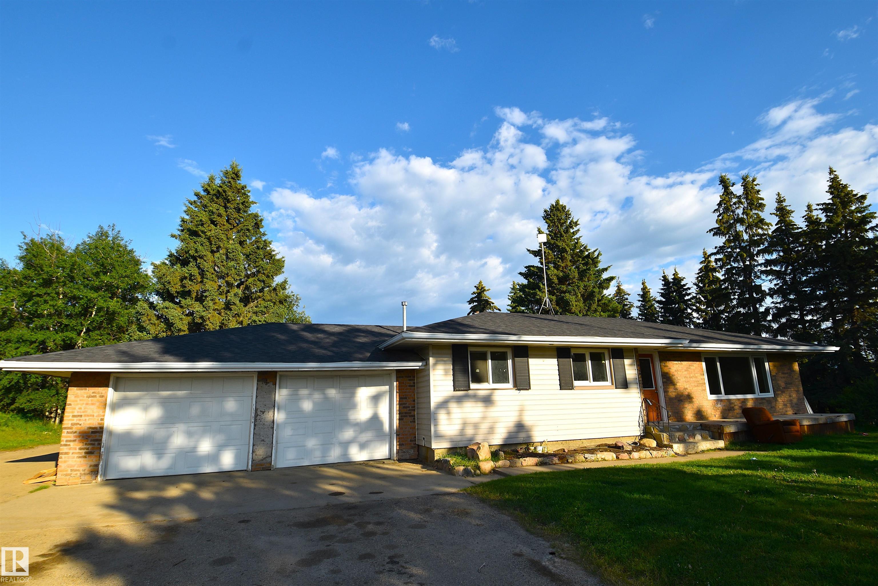 Photo 4 at 52502 Rge Road 12, None, Rural Parkland County