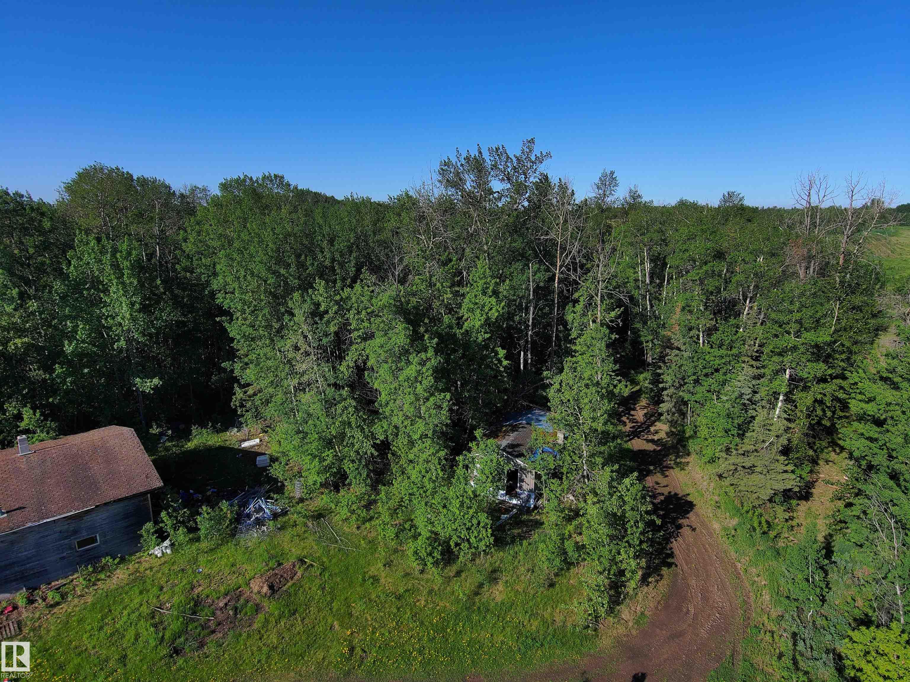 Photo 37 at 52502 Rge Road 12, None, Rural Parkland County