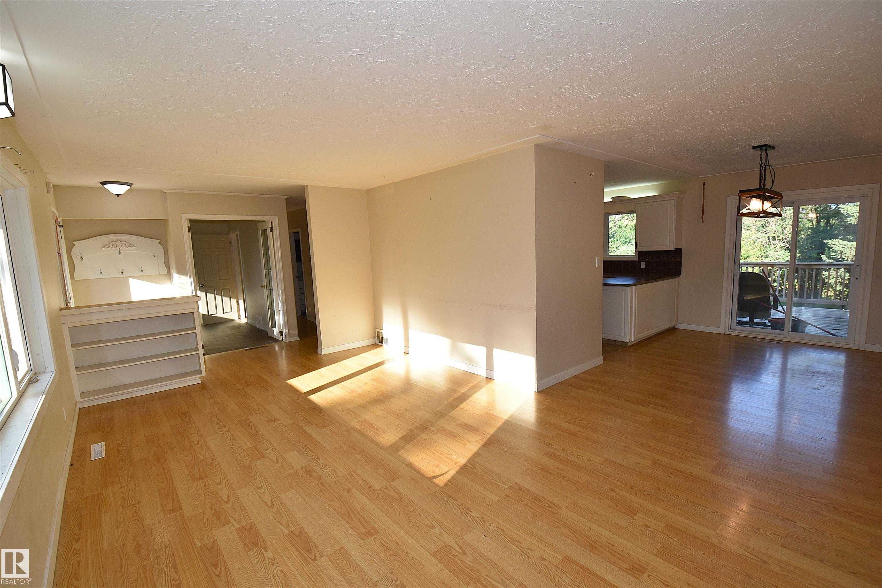 Photo 9 at 52502 Rge Road 12, None, Rural Parkland County