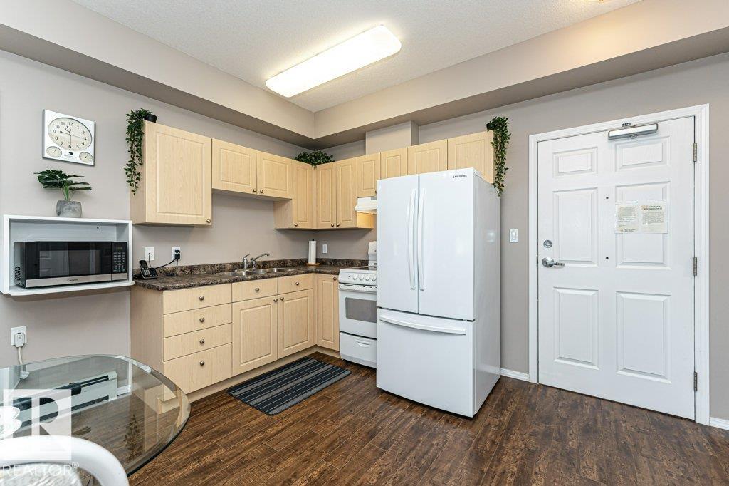 Photo 4 at 133 - 8802 Southfort Drive, South Fort, Fort Saskatchewan