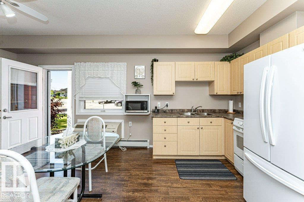 Photo 6 at 133 - 8802 Southfort Drive, South Fort, Fort Saskatchewan