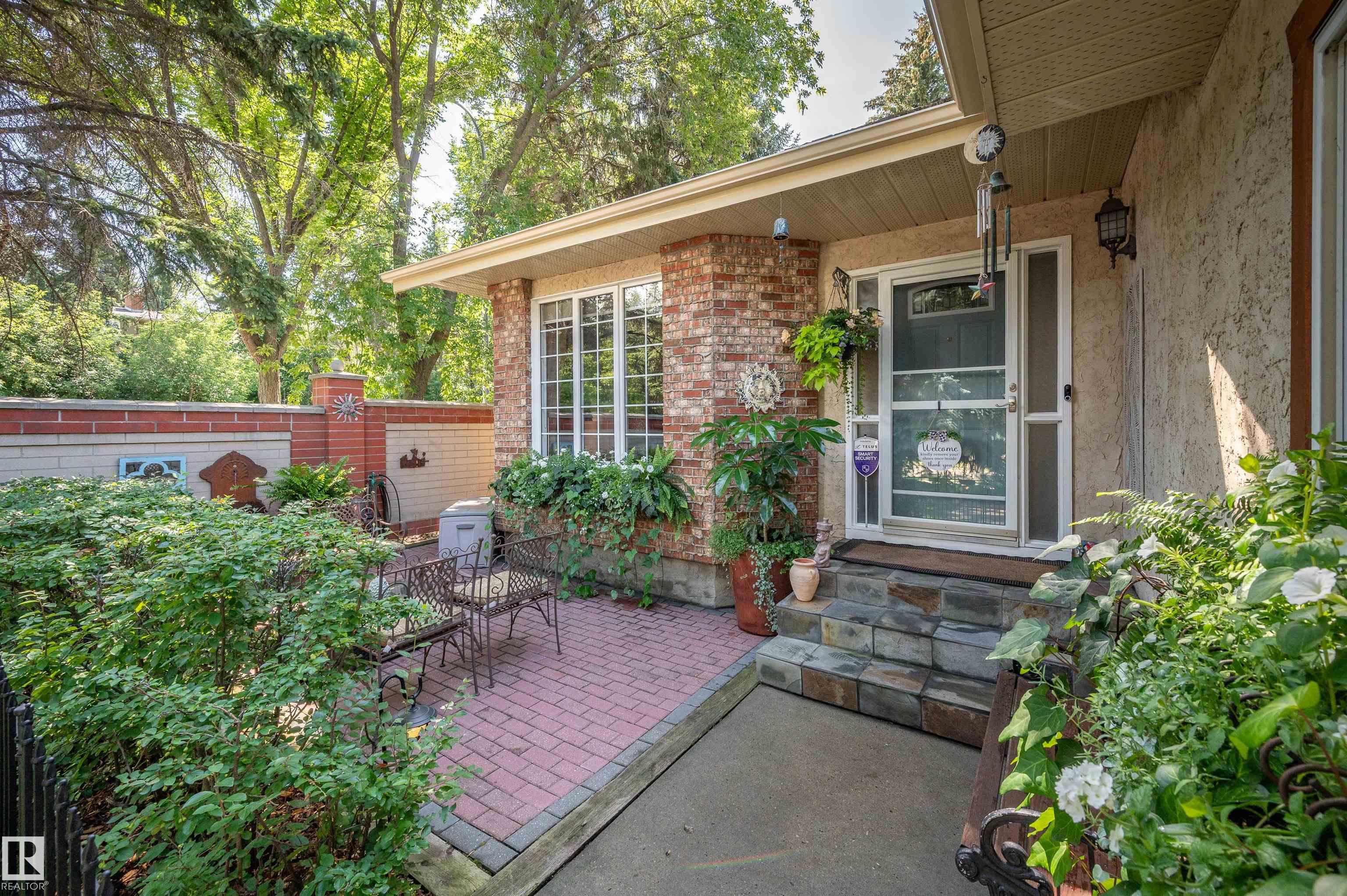 Photo 3 at 49 Berrymore Drive, Braeside, St. Albert