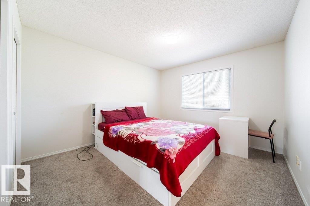 http://cdnparap120.paragonrels.com/ParagonImages/Property/p12/RAE/225364441/20/0/0/16535da1f2078cfa132018f3ae6b40af/1/d415510c903438ebaabdcba4c6ee0204/225364441-f8a3bfac-32f1-4dff-97f7-e61265e81701.JPG