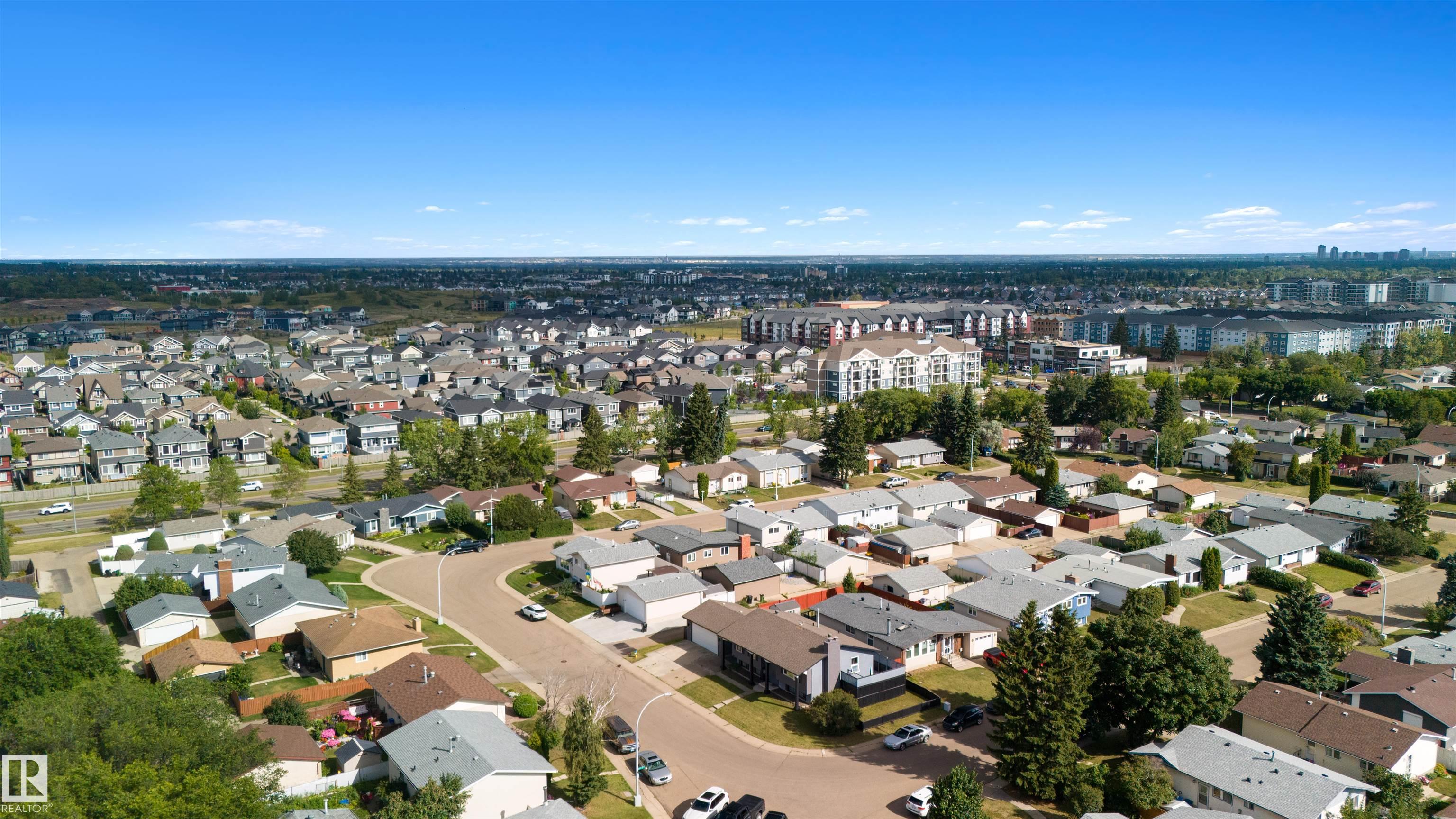 http://cdnparap120.paragonrels.com/ParagonImages/Property/p12/RAE/225364454/25/0/0/f631a5822f92c41eae353f7f771d2bcb/1/769588cc9e39f4fa0a997f704f97dbe1/225364454-efa15772-eecd-4441-b96a-e33b95073c40.JPG