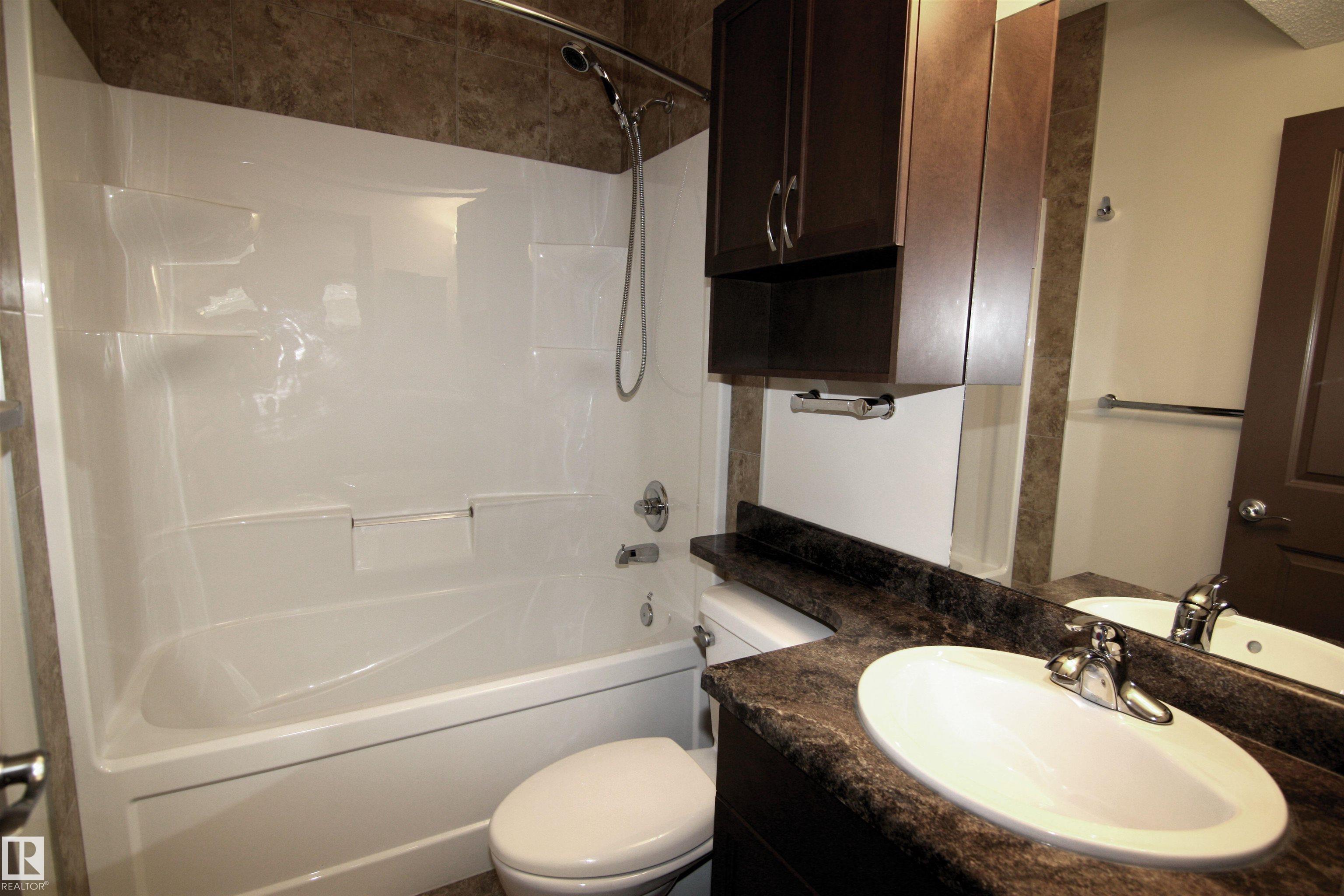 Photo 14 at 13040 164 Avenue NW, Oxford, Edmonton
