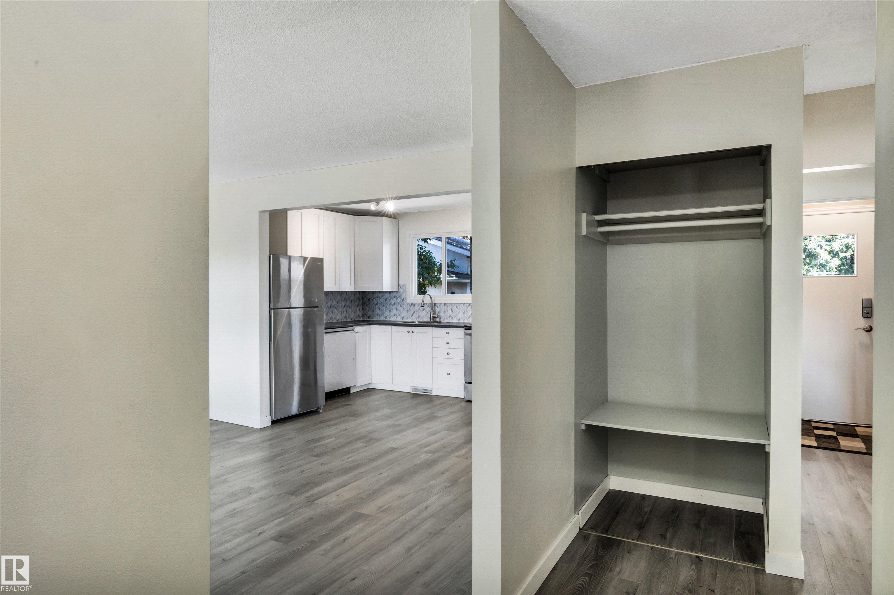 Photo 2 at 77 Grosvenor Boulevard, Grandin, St. Albert