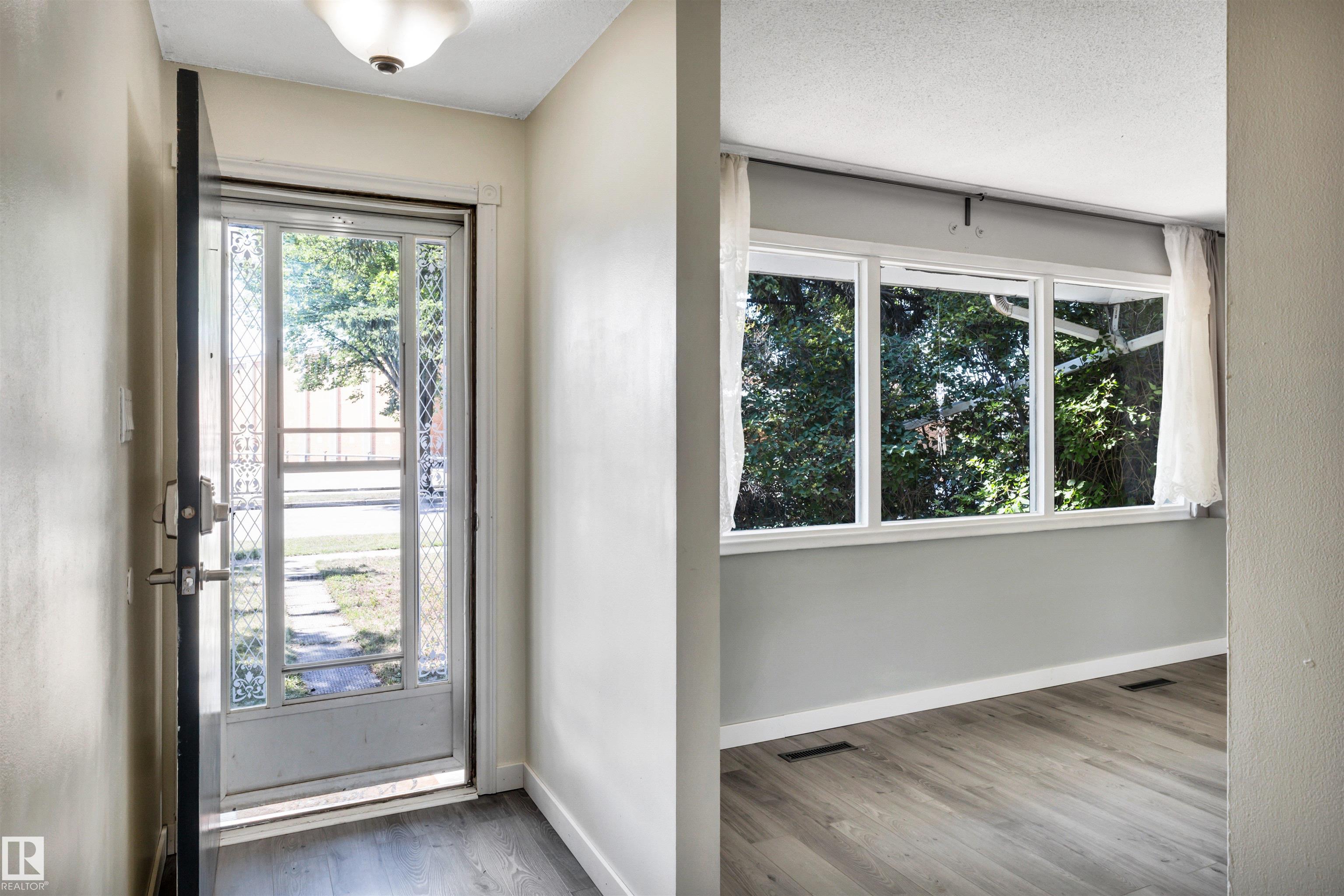 Photo 3 at 77 Grosvenor Boulevard, Grandin, St. Albert