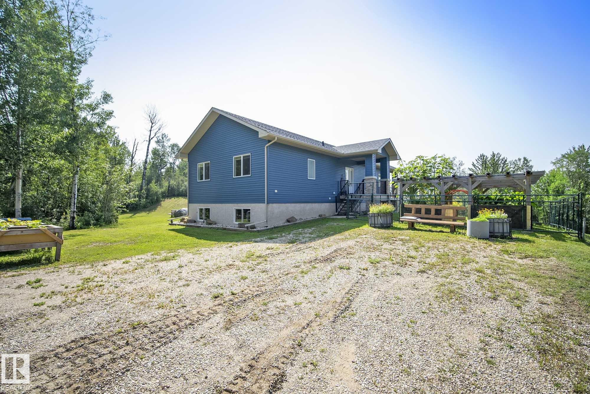 Photo 11 at 4518 Lakeshore Road, Whitewood Sands, Rural Parkland County