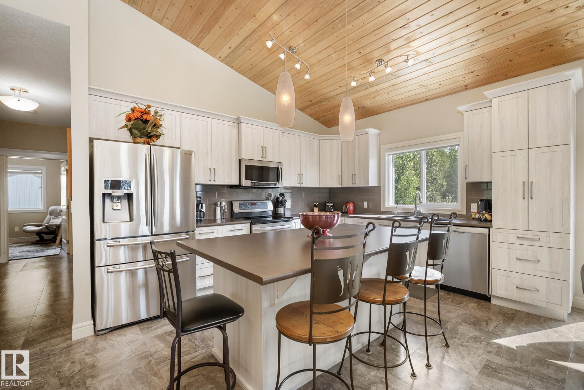 Photo 24 at 4518 Lakeshore Road, Whitewood Sands, Rural Parkland County